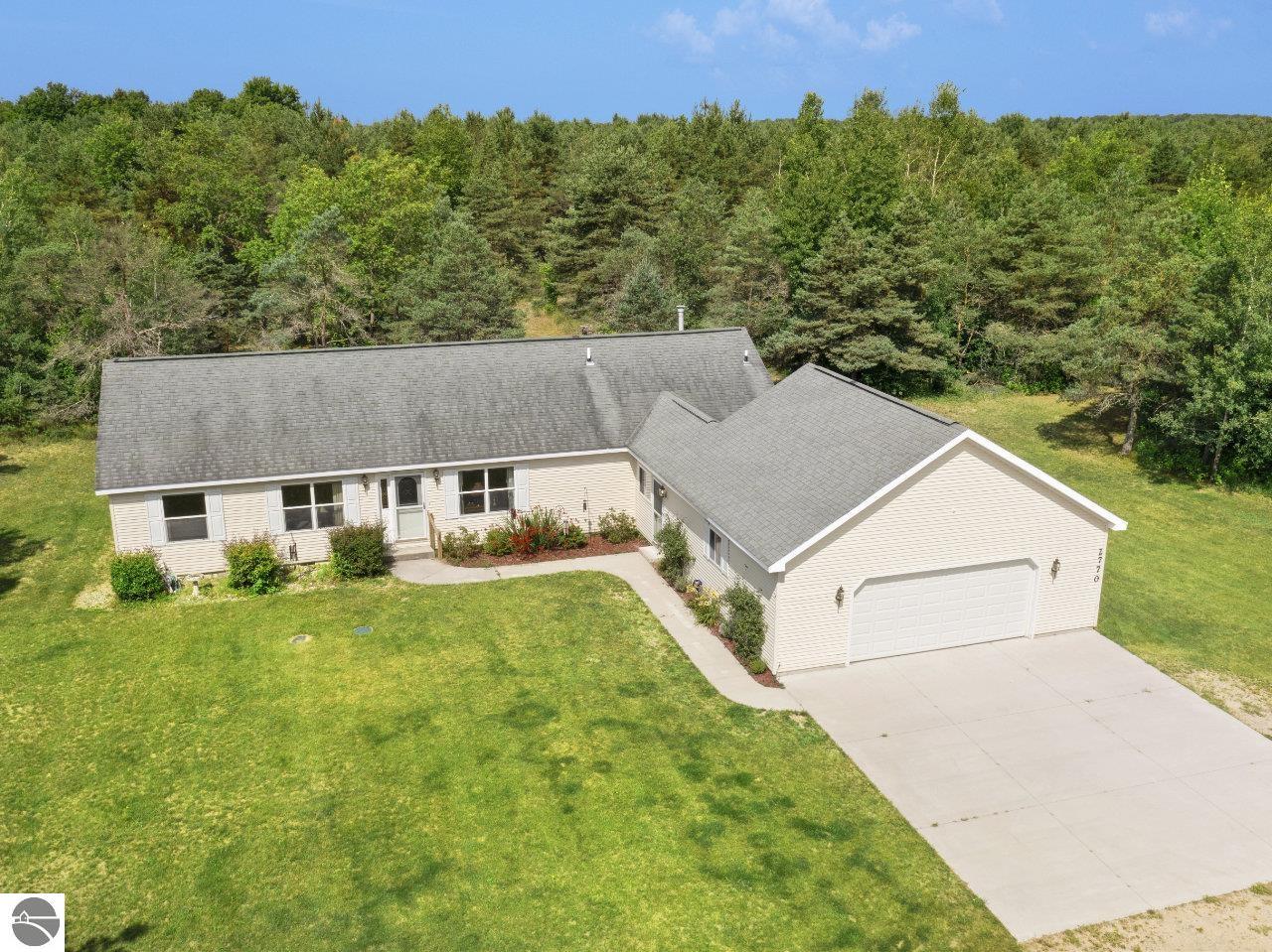 2770 Mohawk Trace