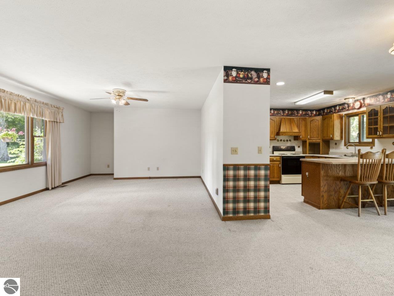 8880 Cadillac Highway