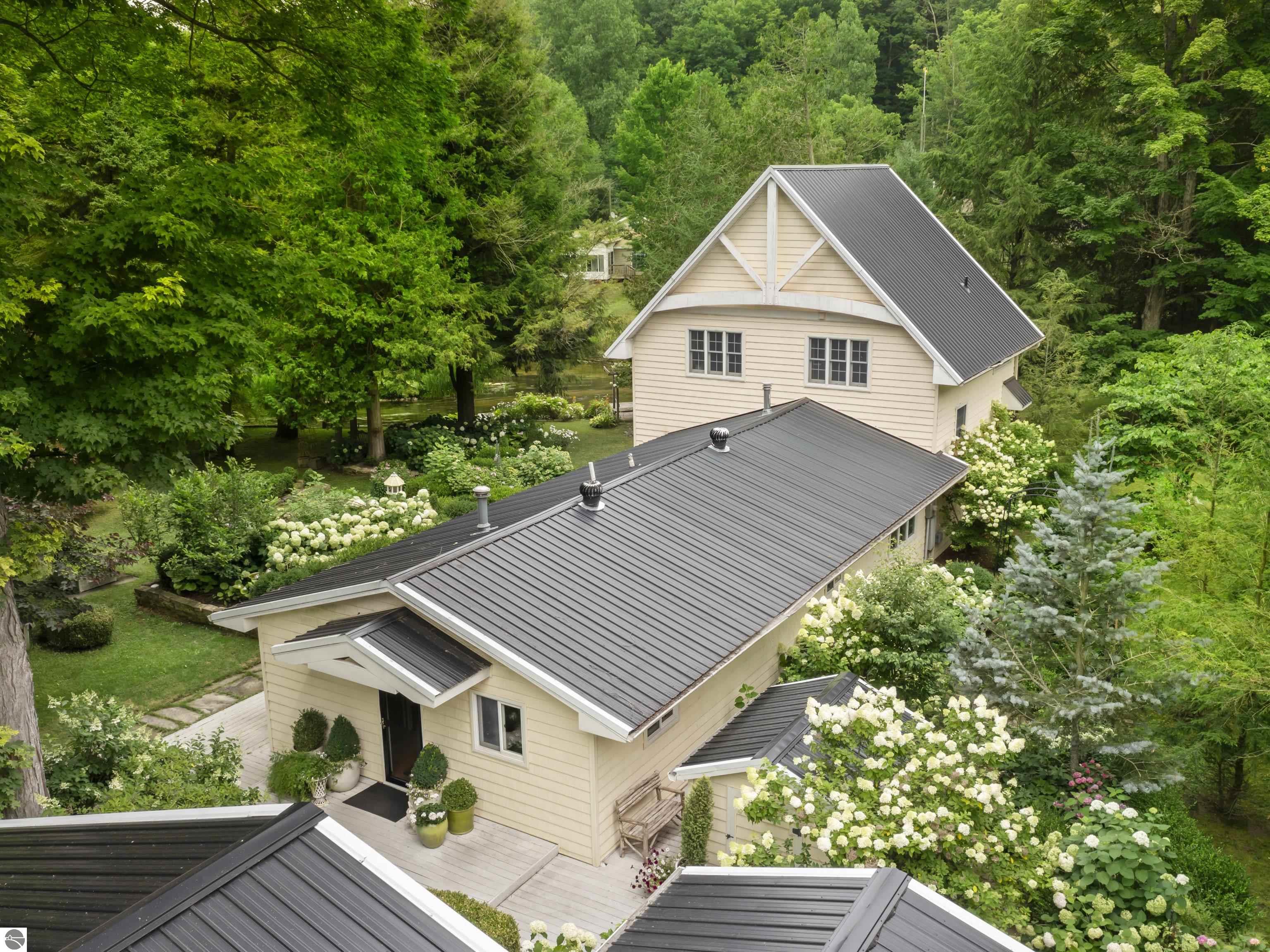1265 River Road