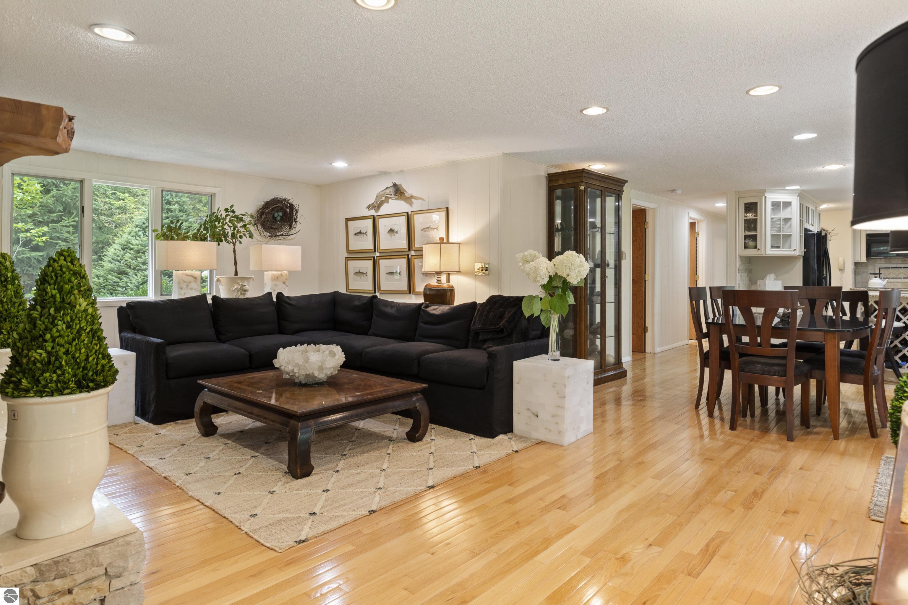 1265 River Road