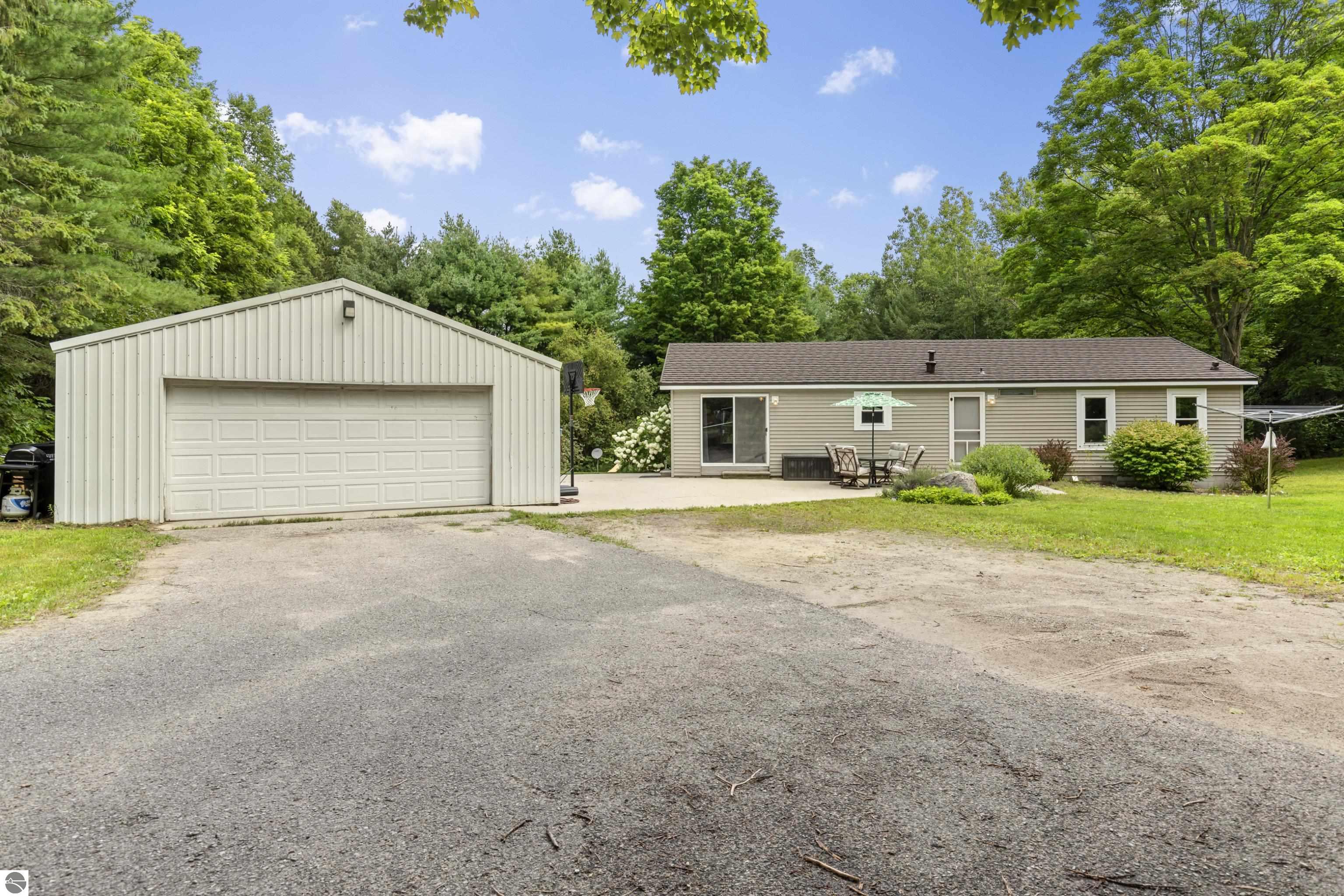 6581 Putney Road