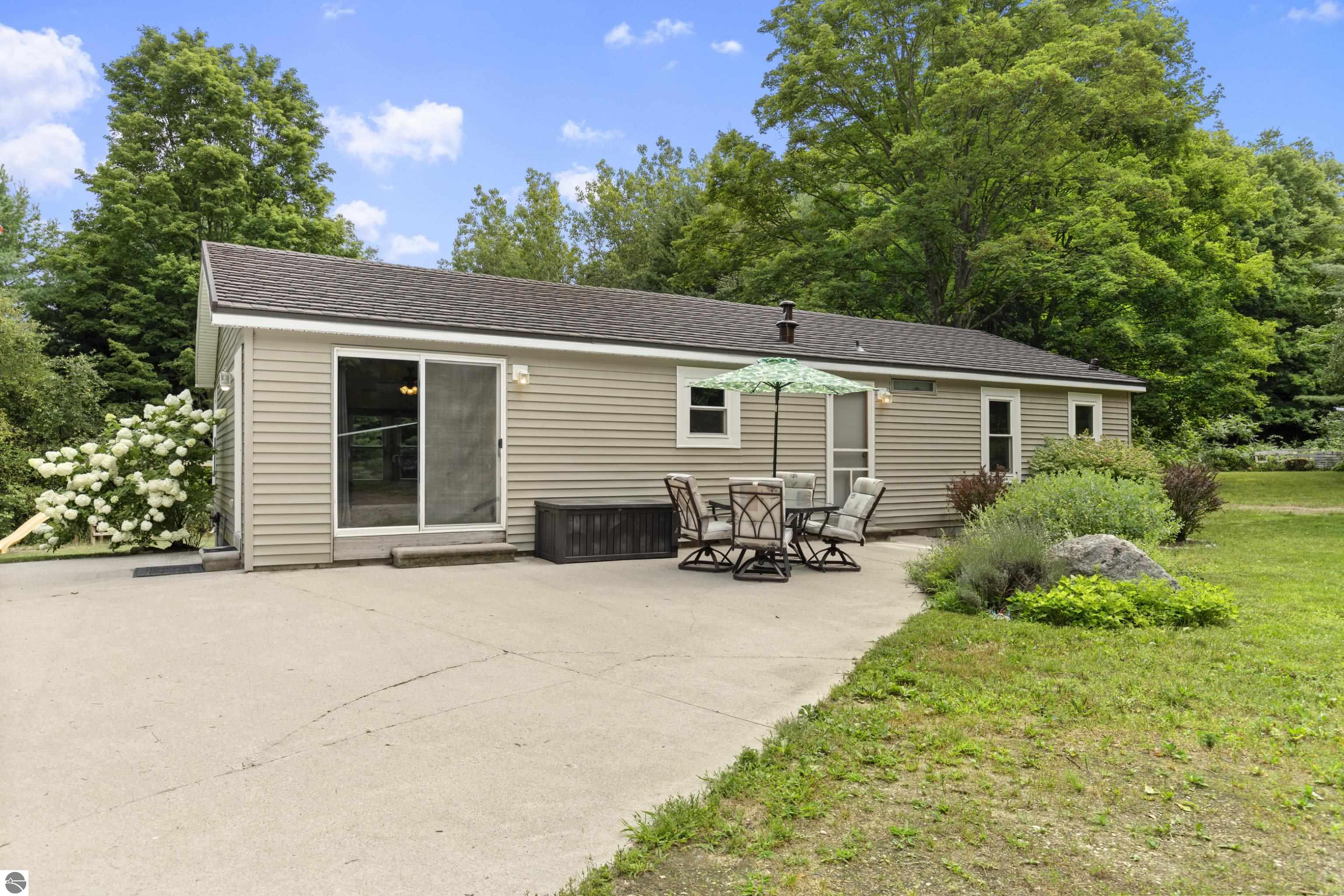 6581 Putney Road