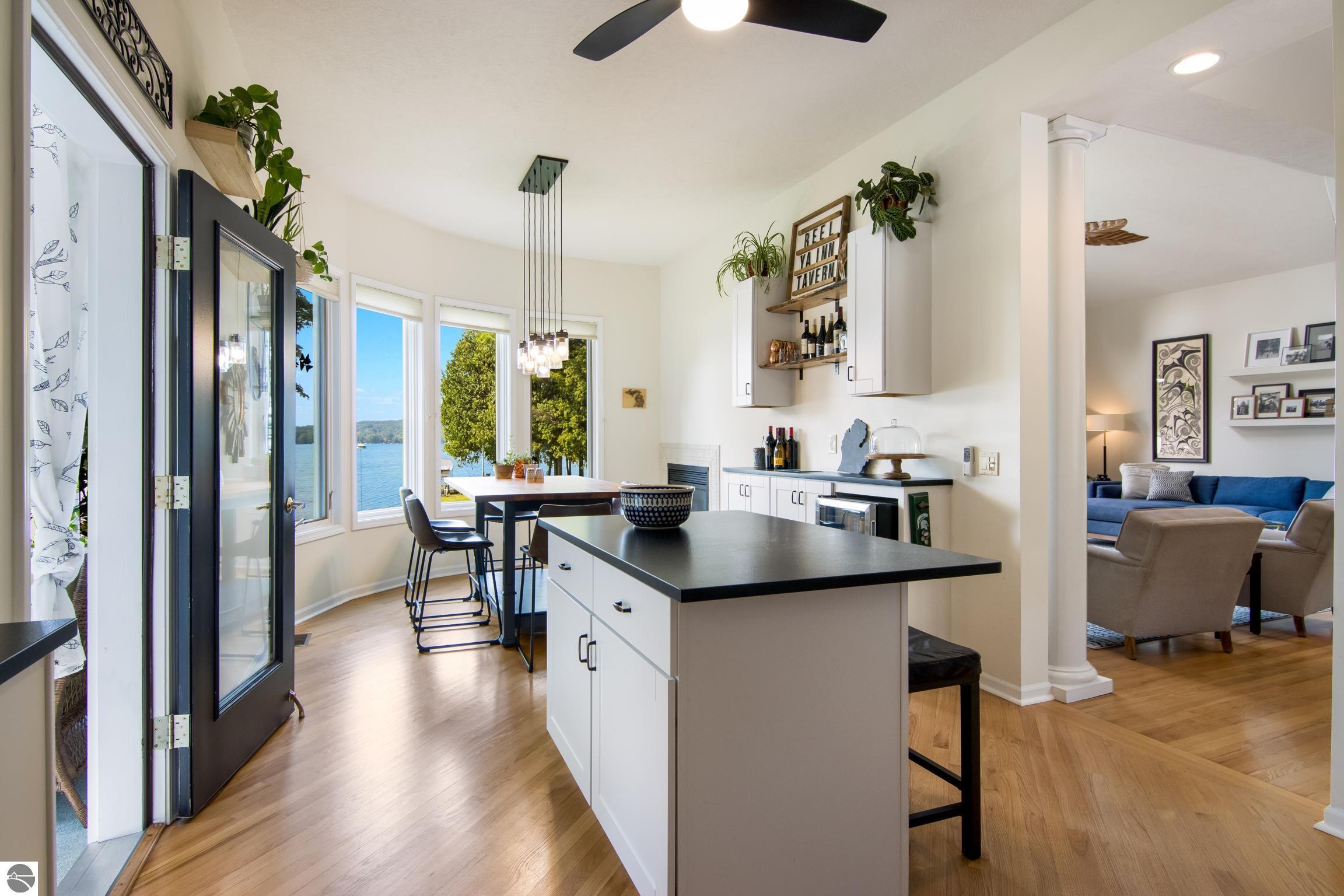 8679 Deadstream Road