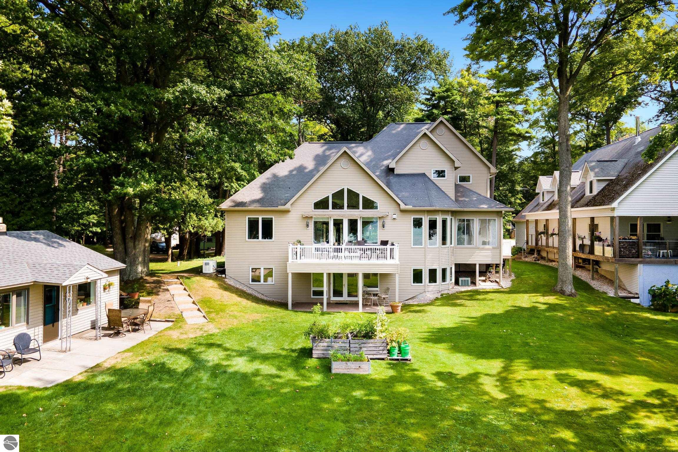 8679 Deadstream Road