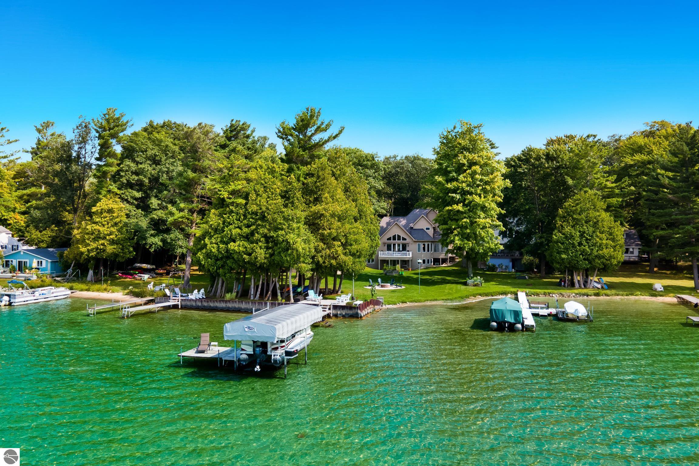 8679 Deadstream Road