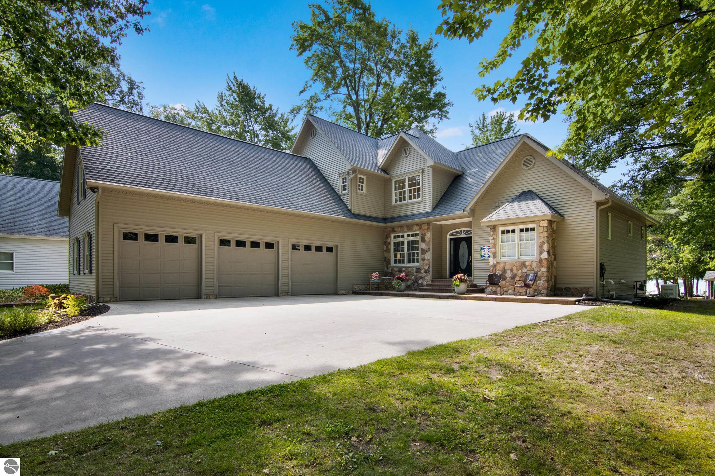 8679 Deadstream Road