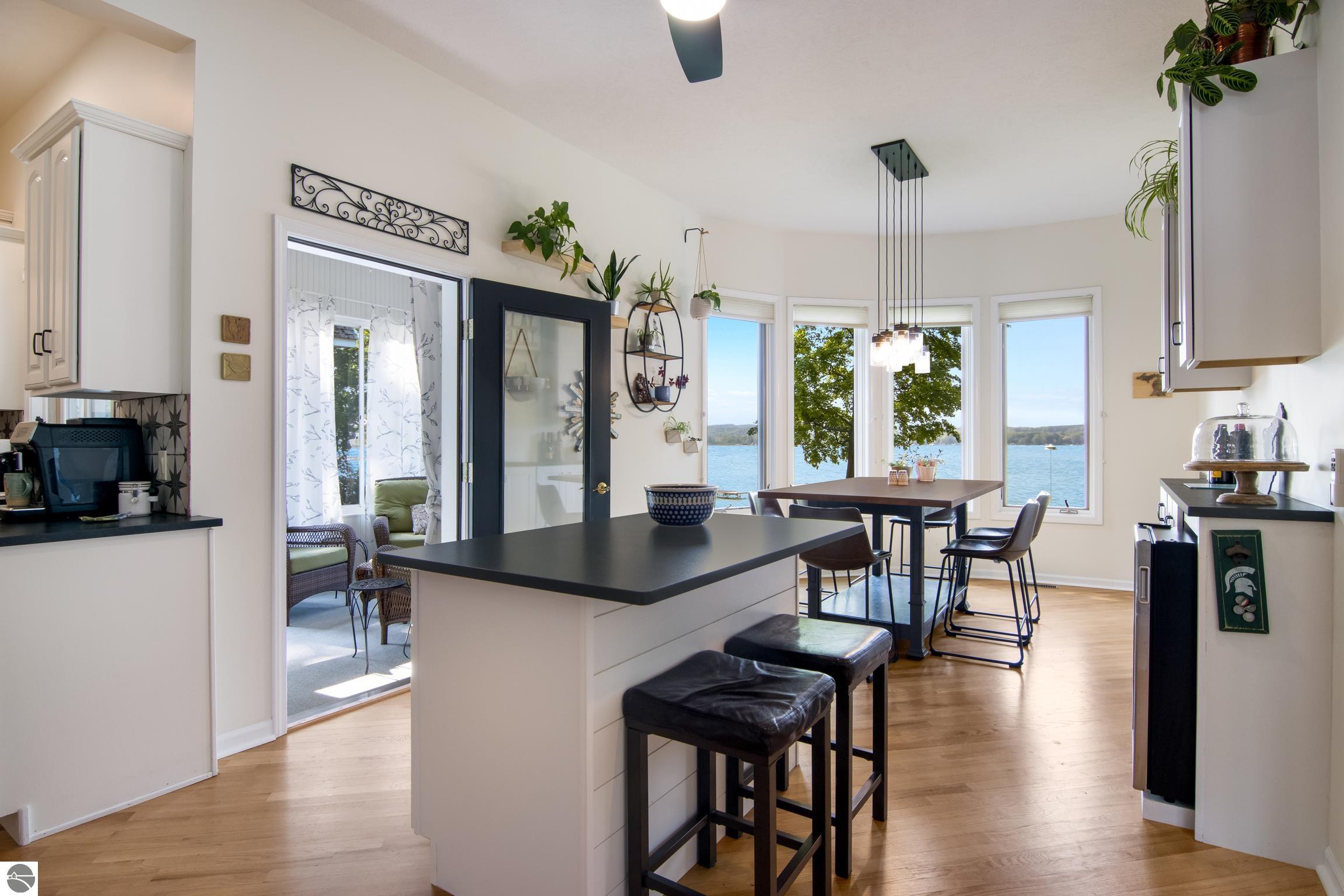 8679 Deadstream Road