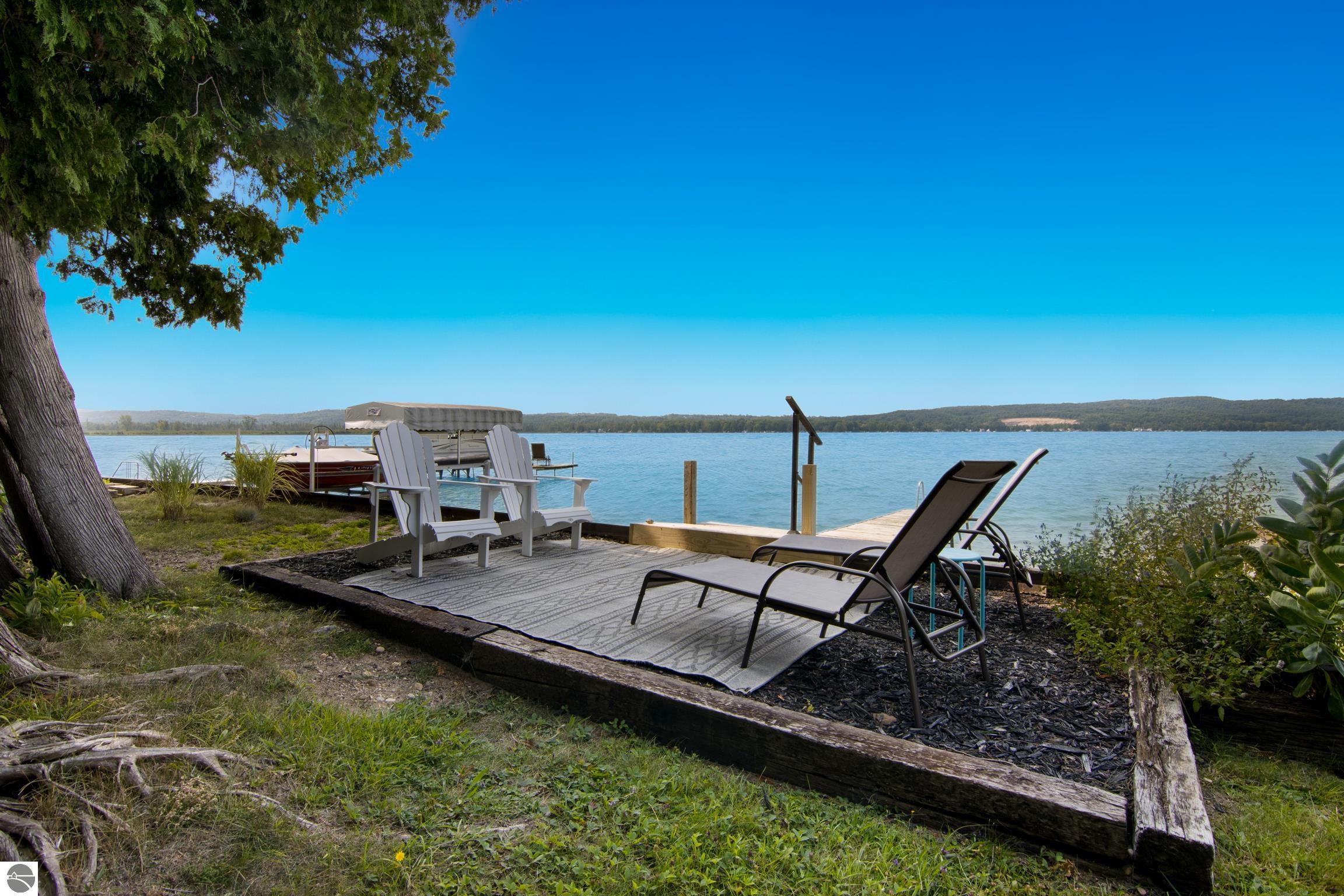 8679 Deadstream Road