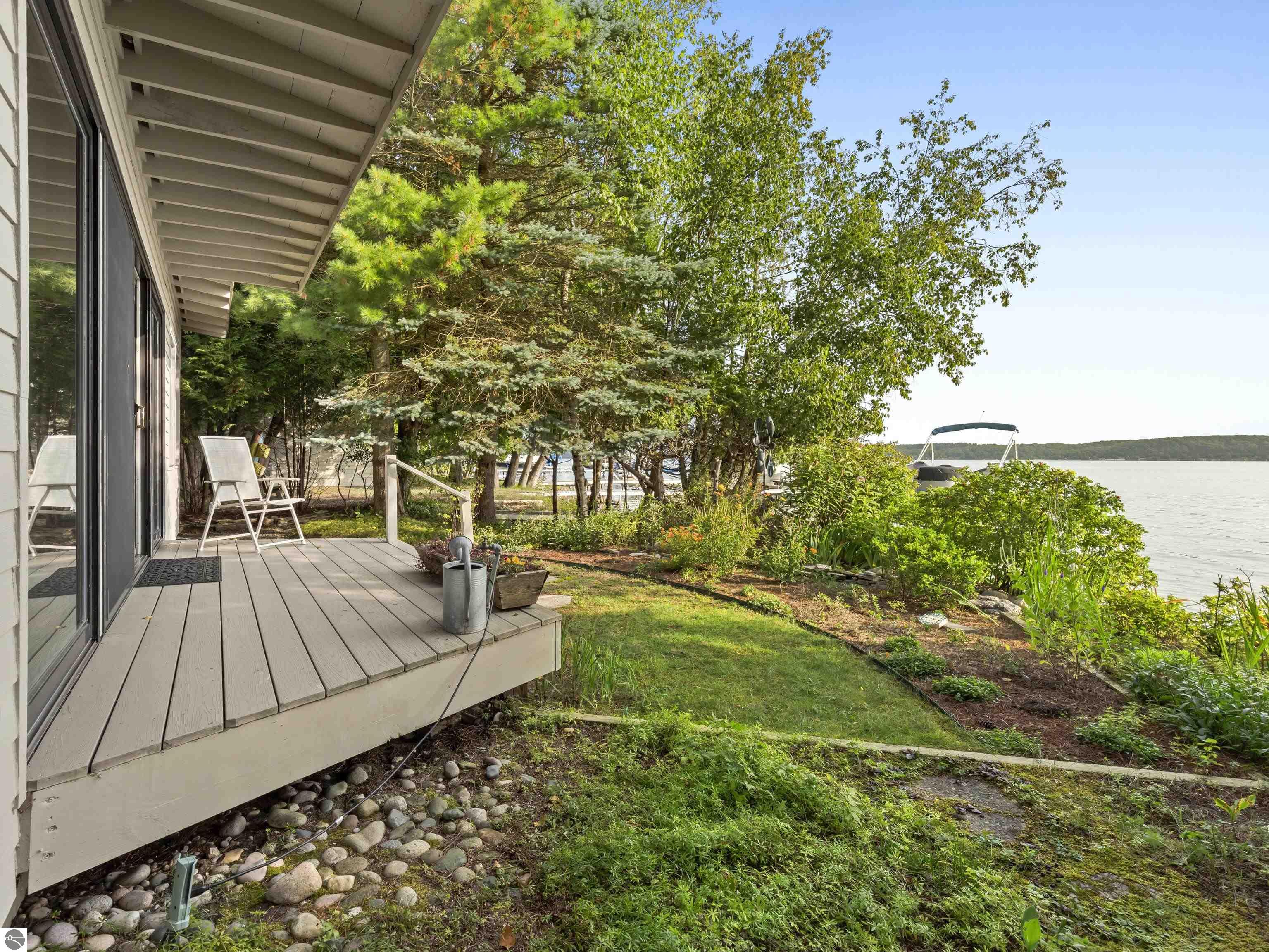 2678 E South Shore Drive