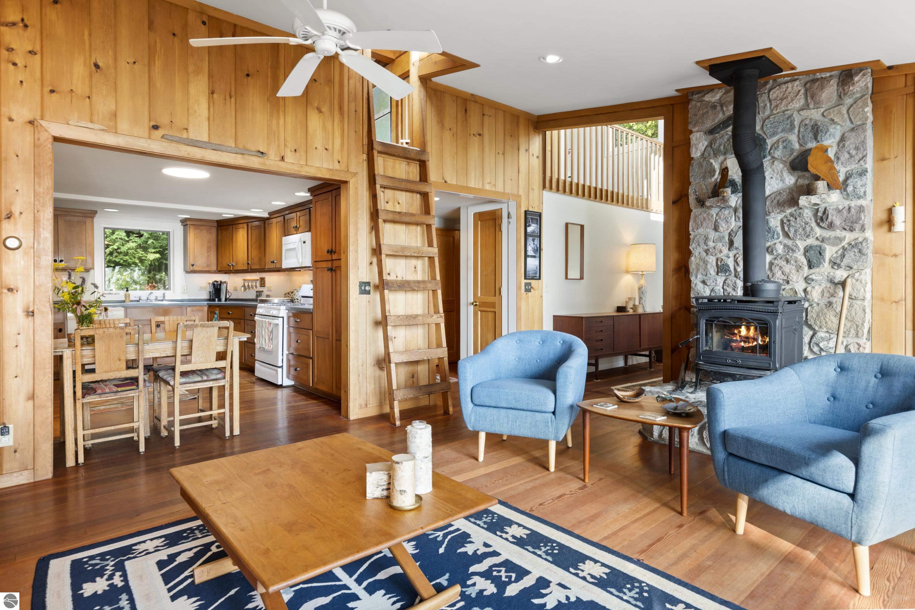 2678 E South Shore Drive