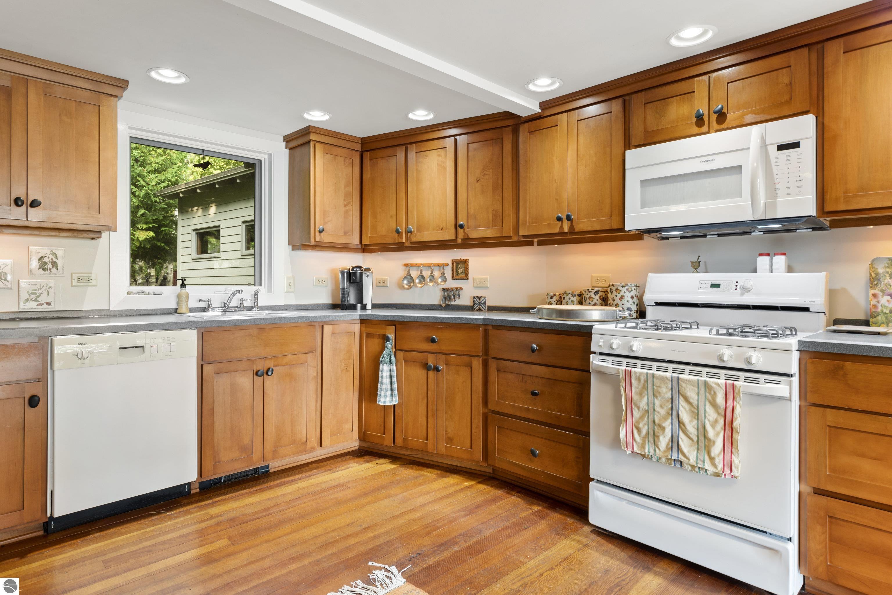 2678 E South Shore Drive