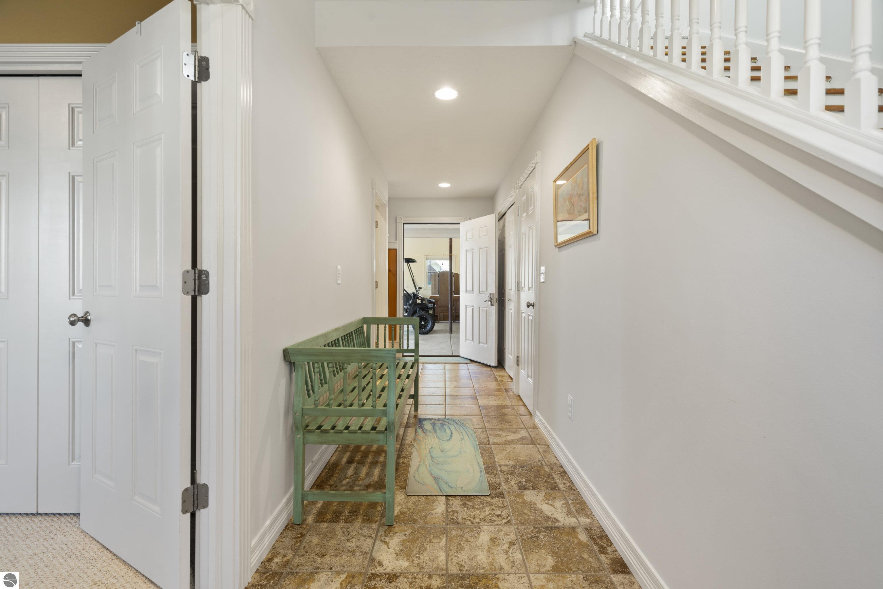 87 S Center Street