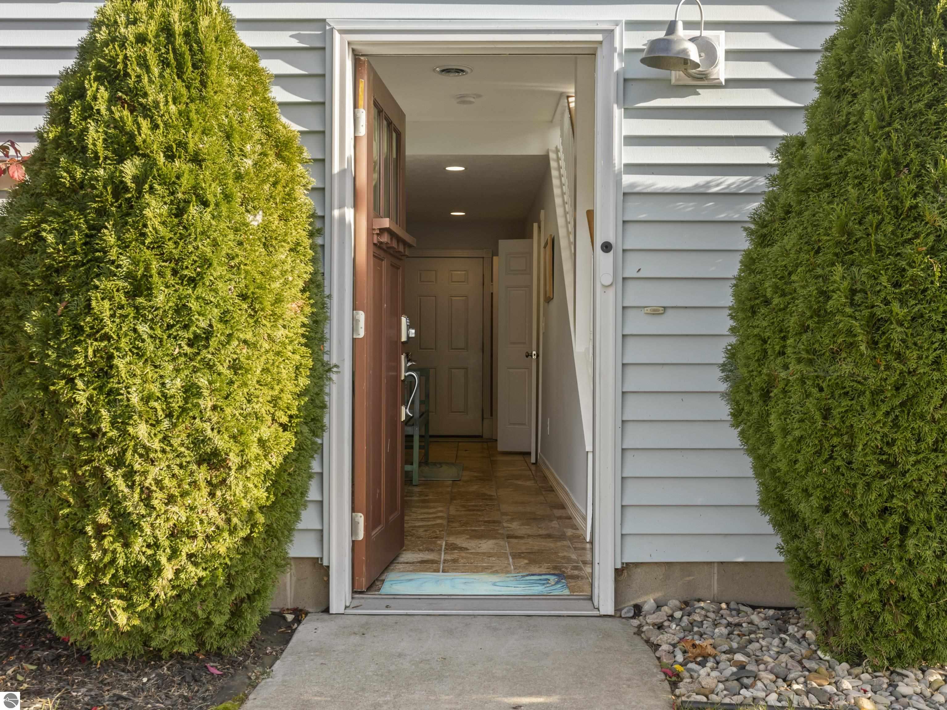 87 S Center Street