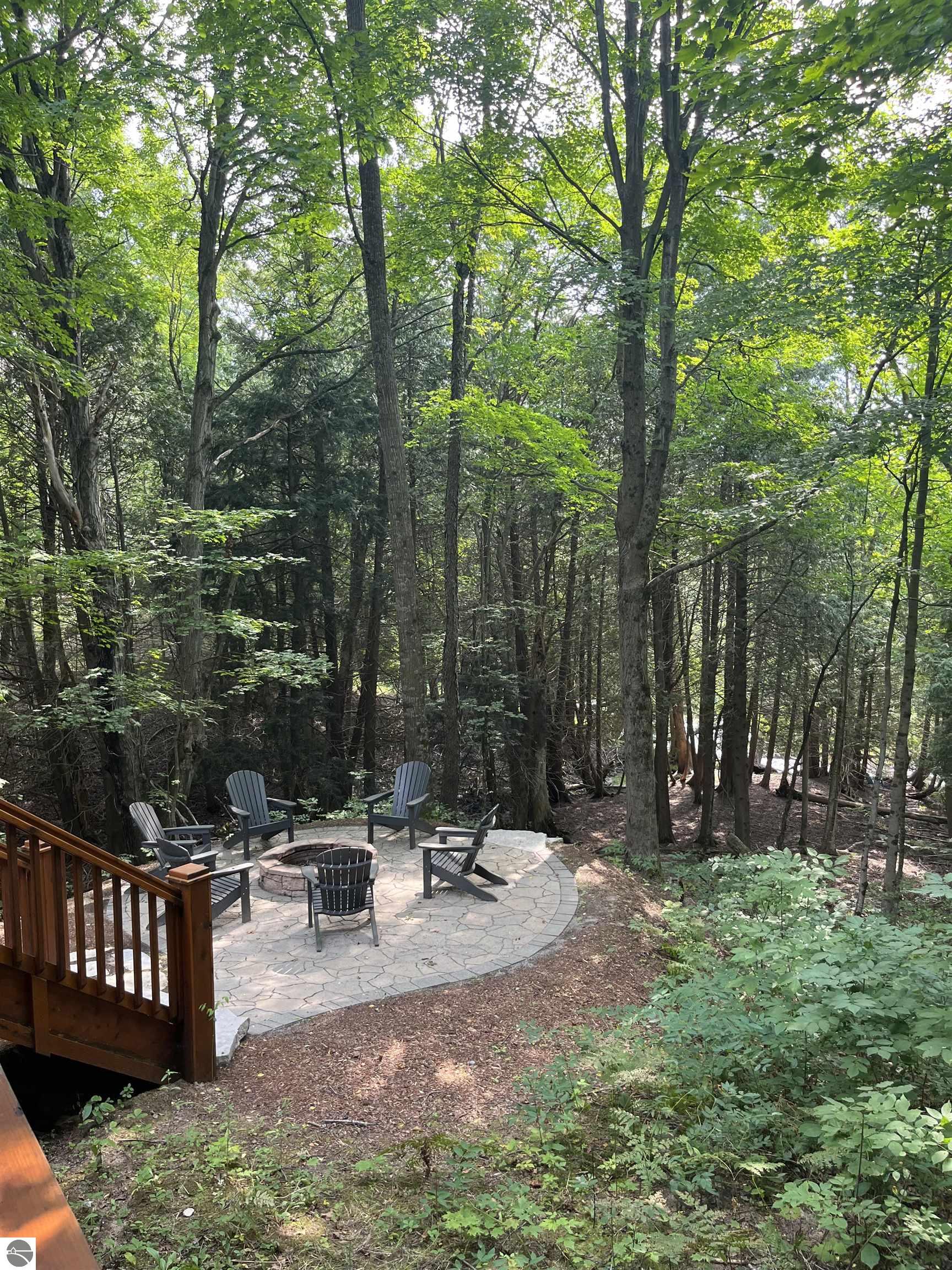 18396 Pine Ridge Way