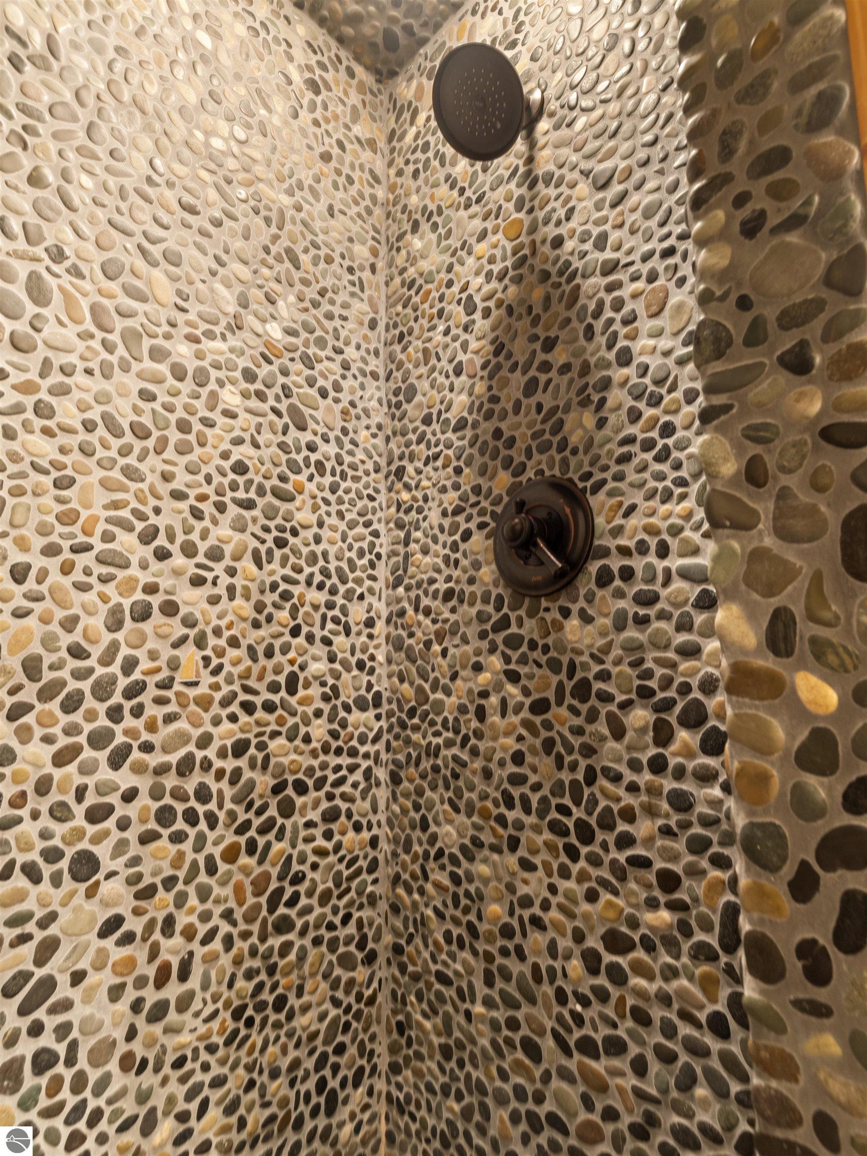 18396 Pine Ridge Way