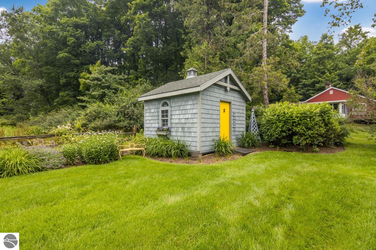 1696 Nichols Road