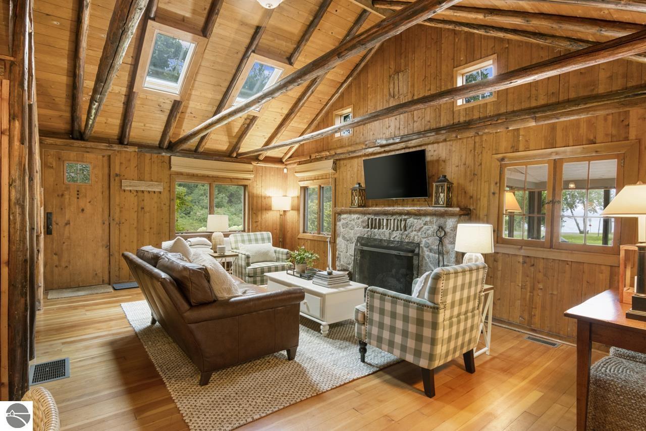 1696 Nichols Road