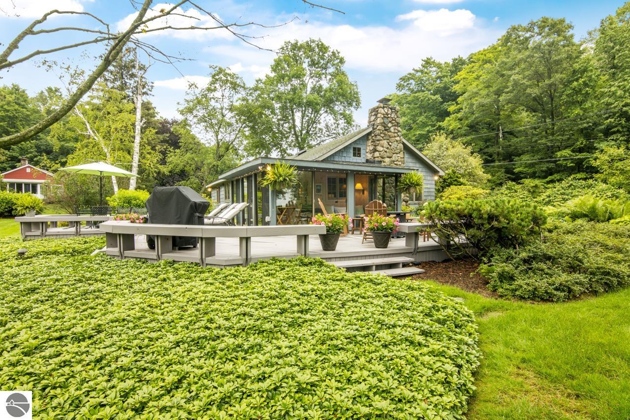 1696 Nichols Road