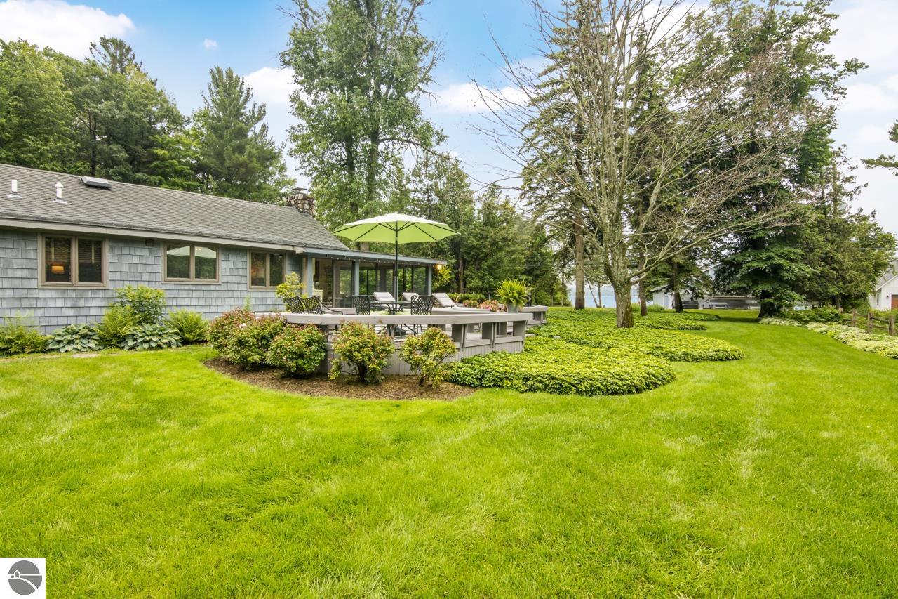 1696 Nichols Road