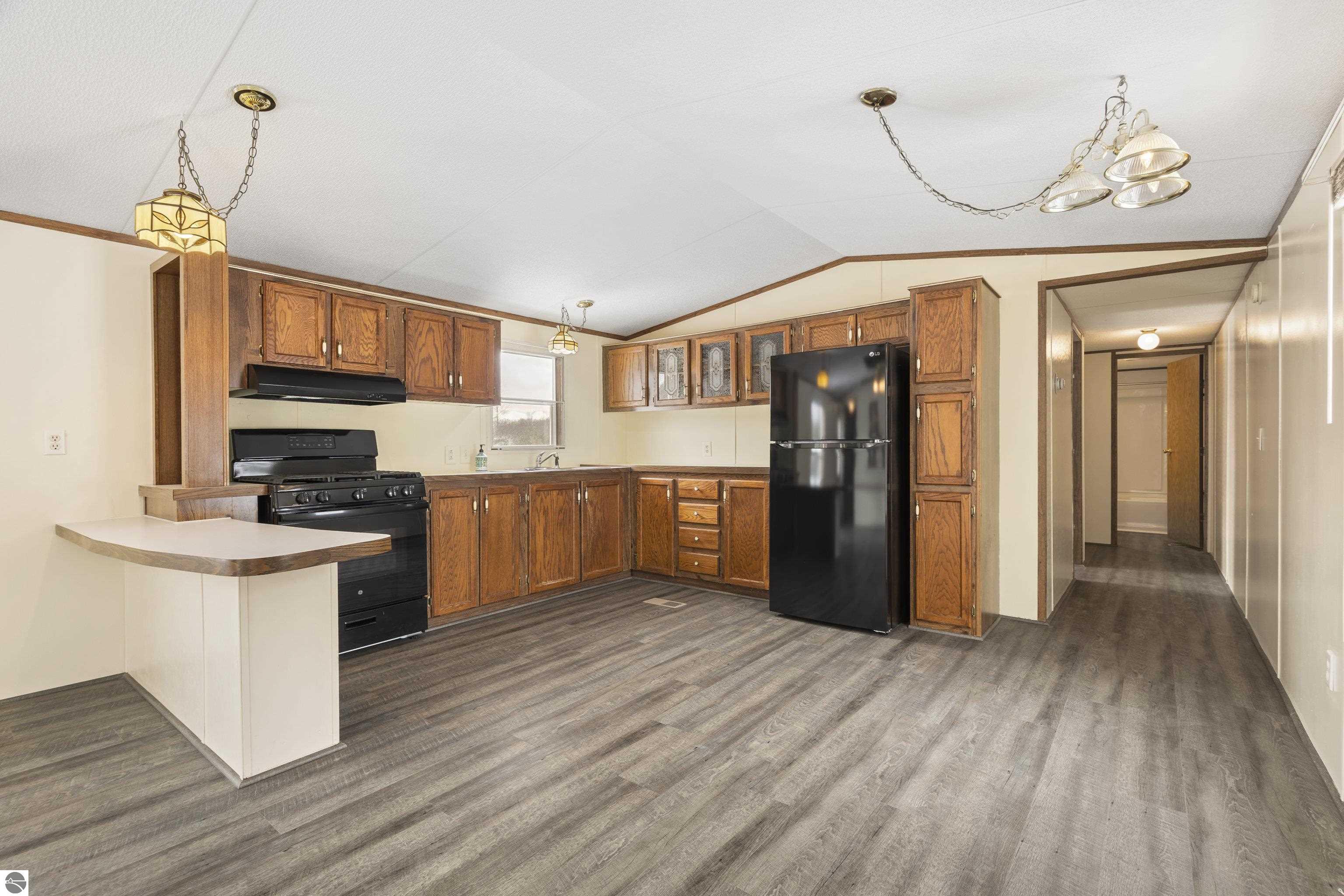 7695 Hoadley Road