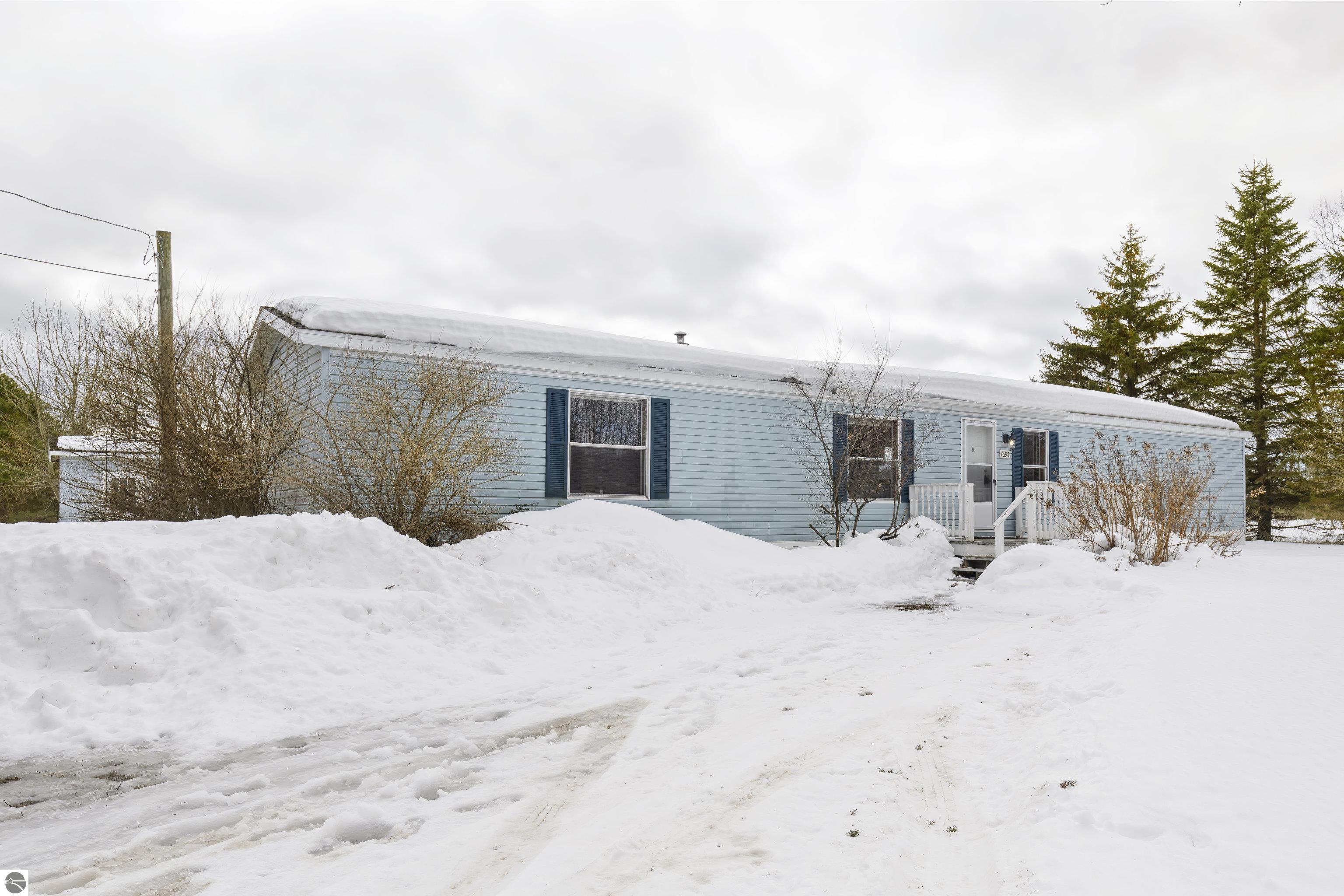 7695 Hoadley Road