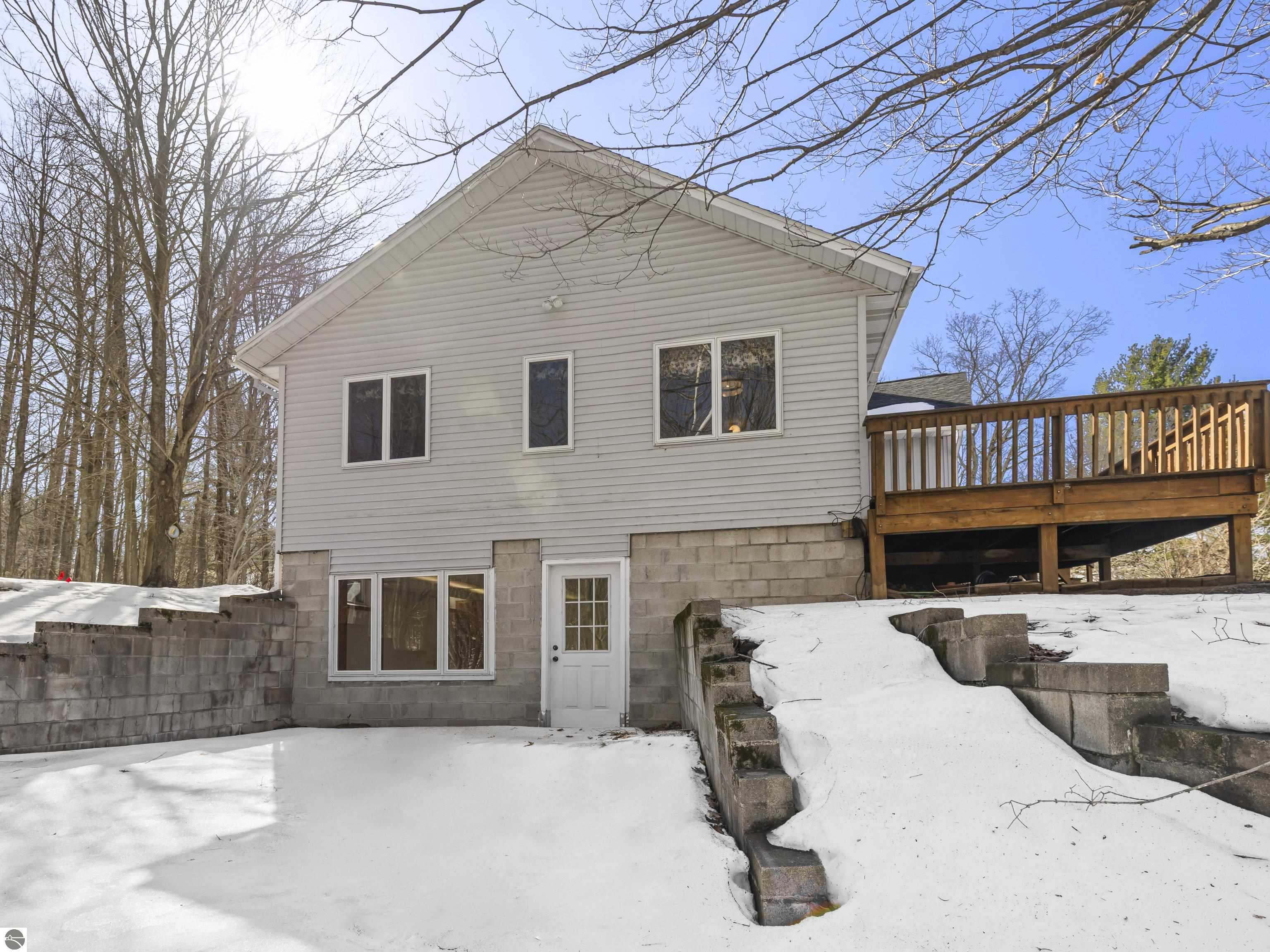 3687 Blueberry Lane