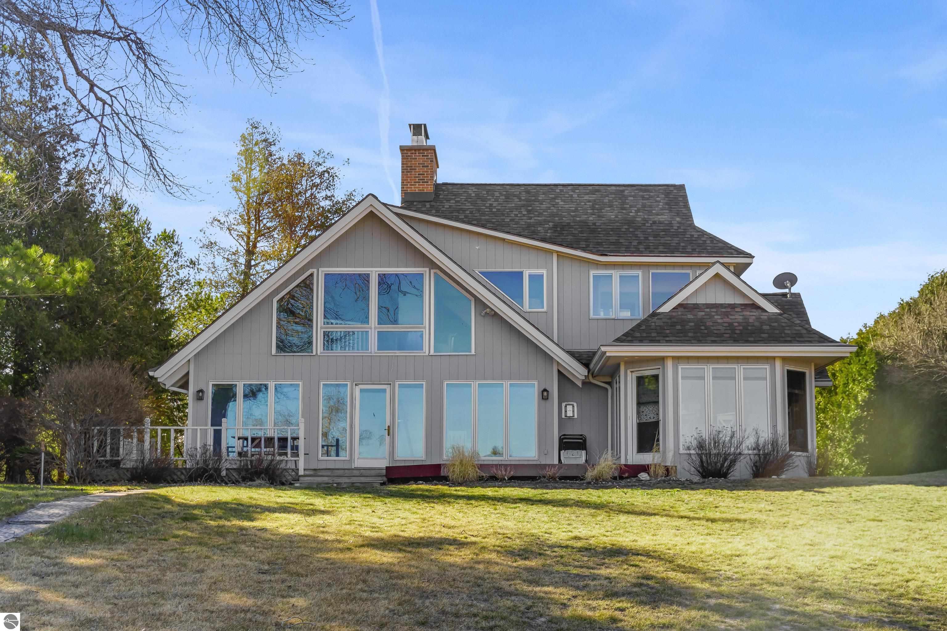 4512 Mollineaux Road