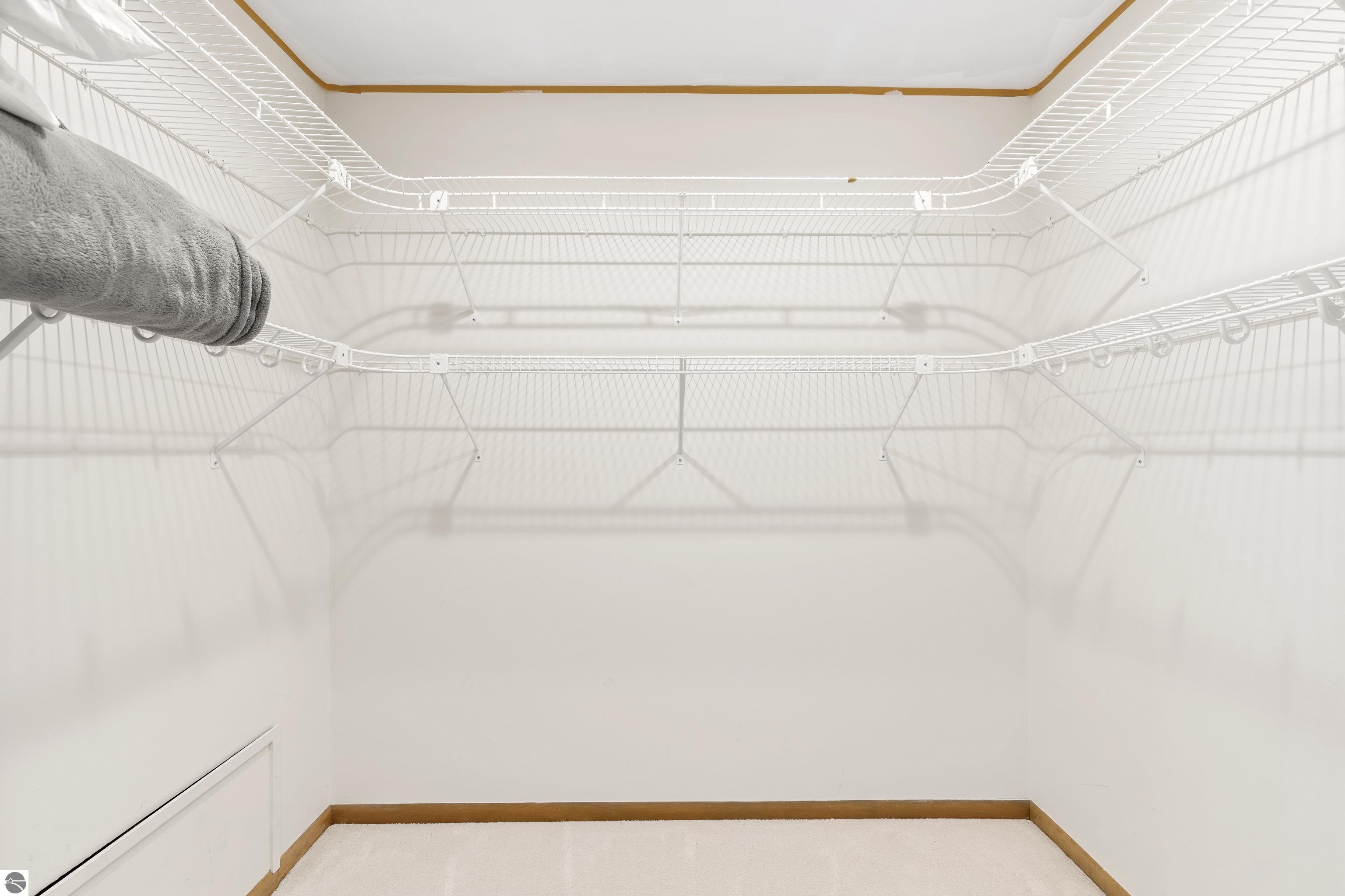 4512 Mollineaux Road