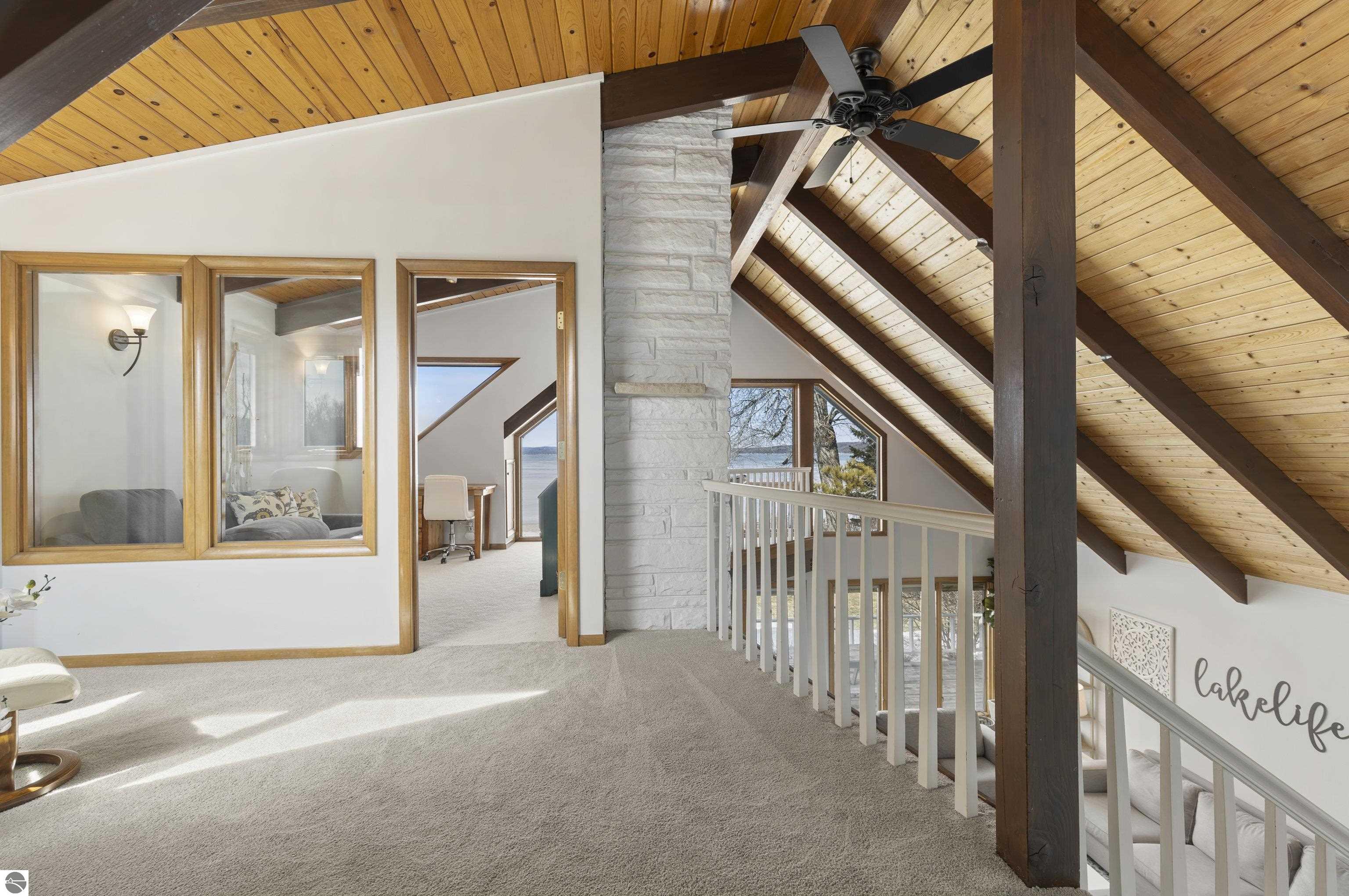 4512 Mollineaux Road