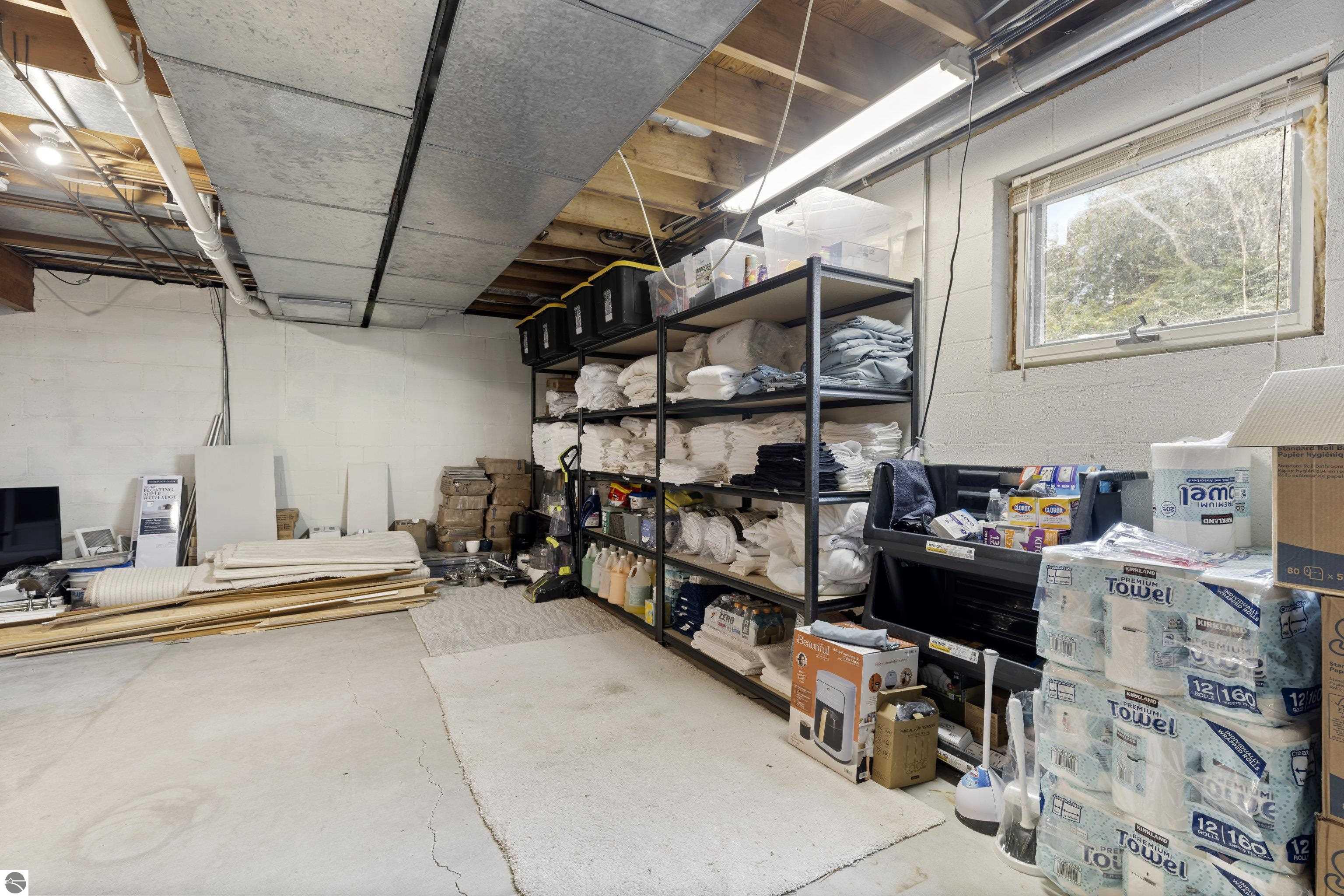 4512 Mollineaux Road