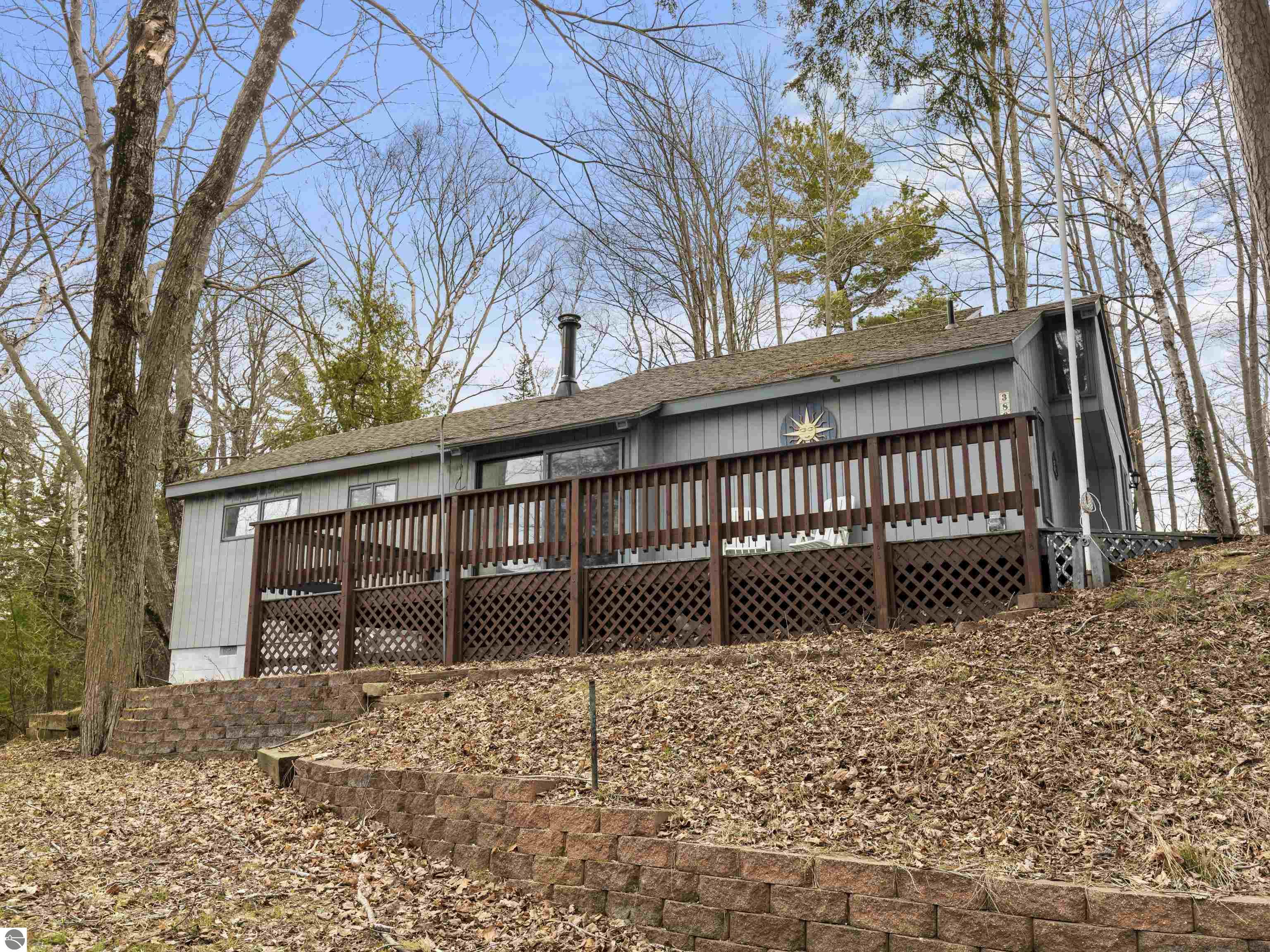 3865 N Scenic Highway
