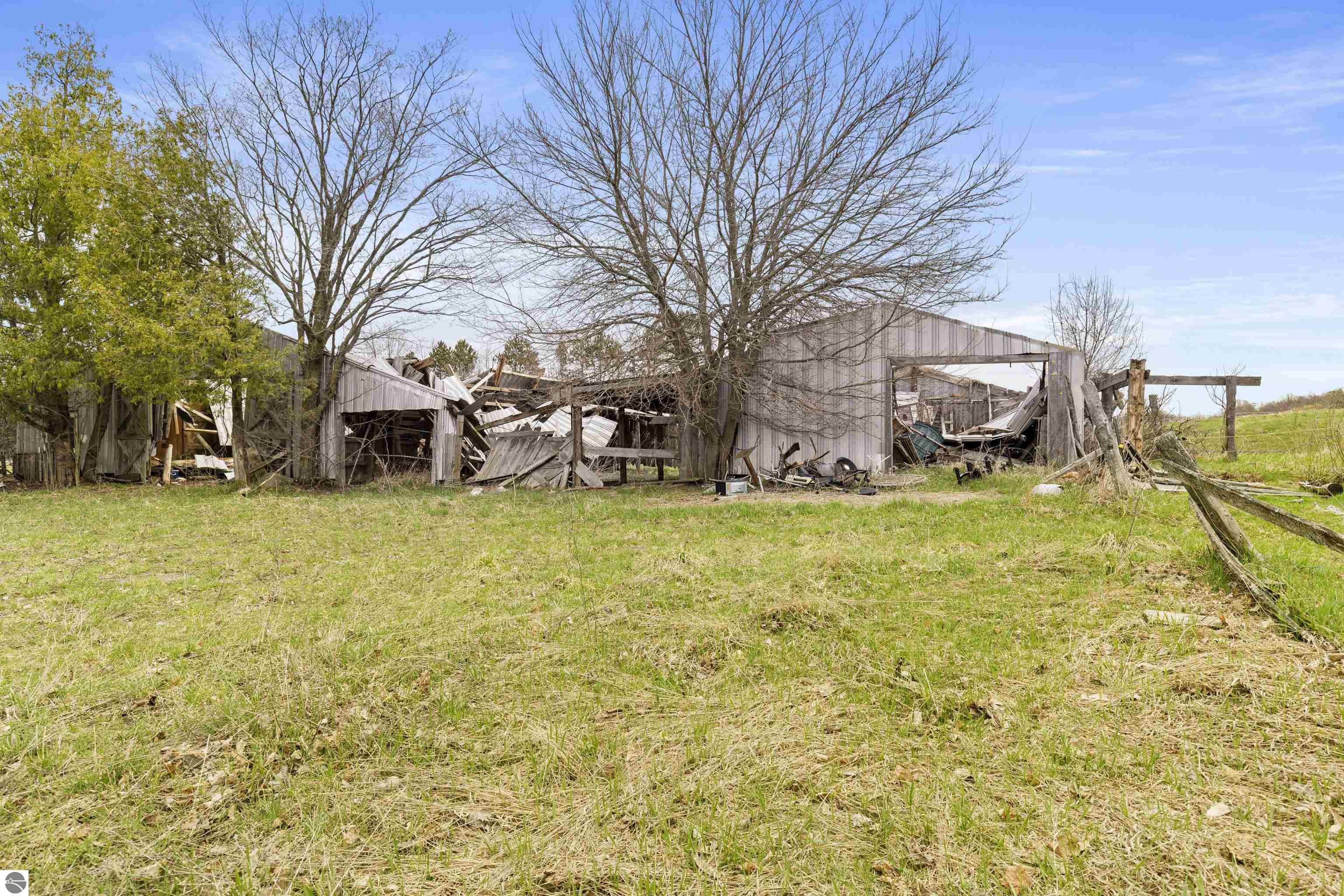 8799 13 Mile Road