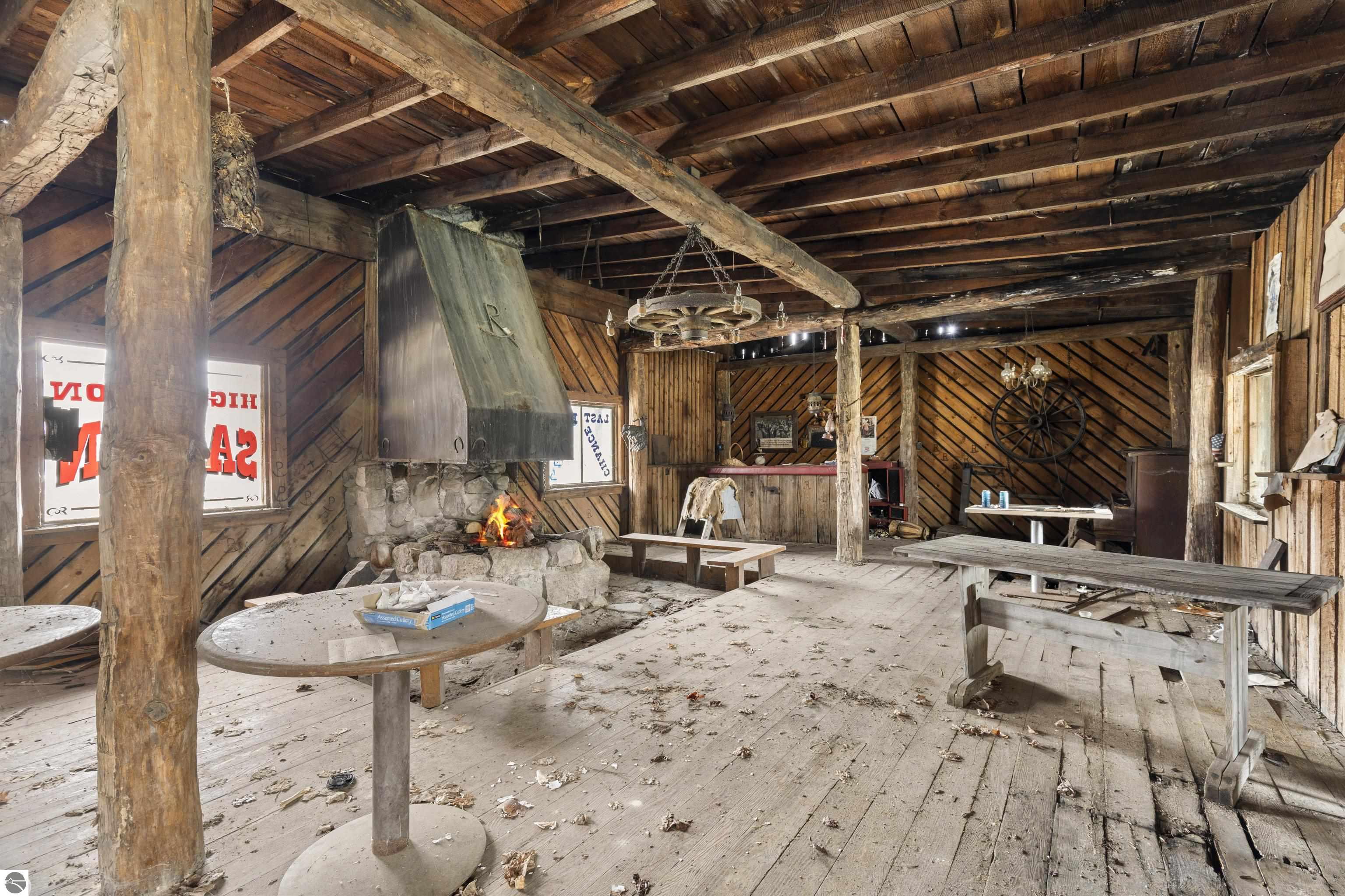 8799 13 Mile Road