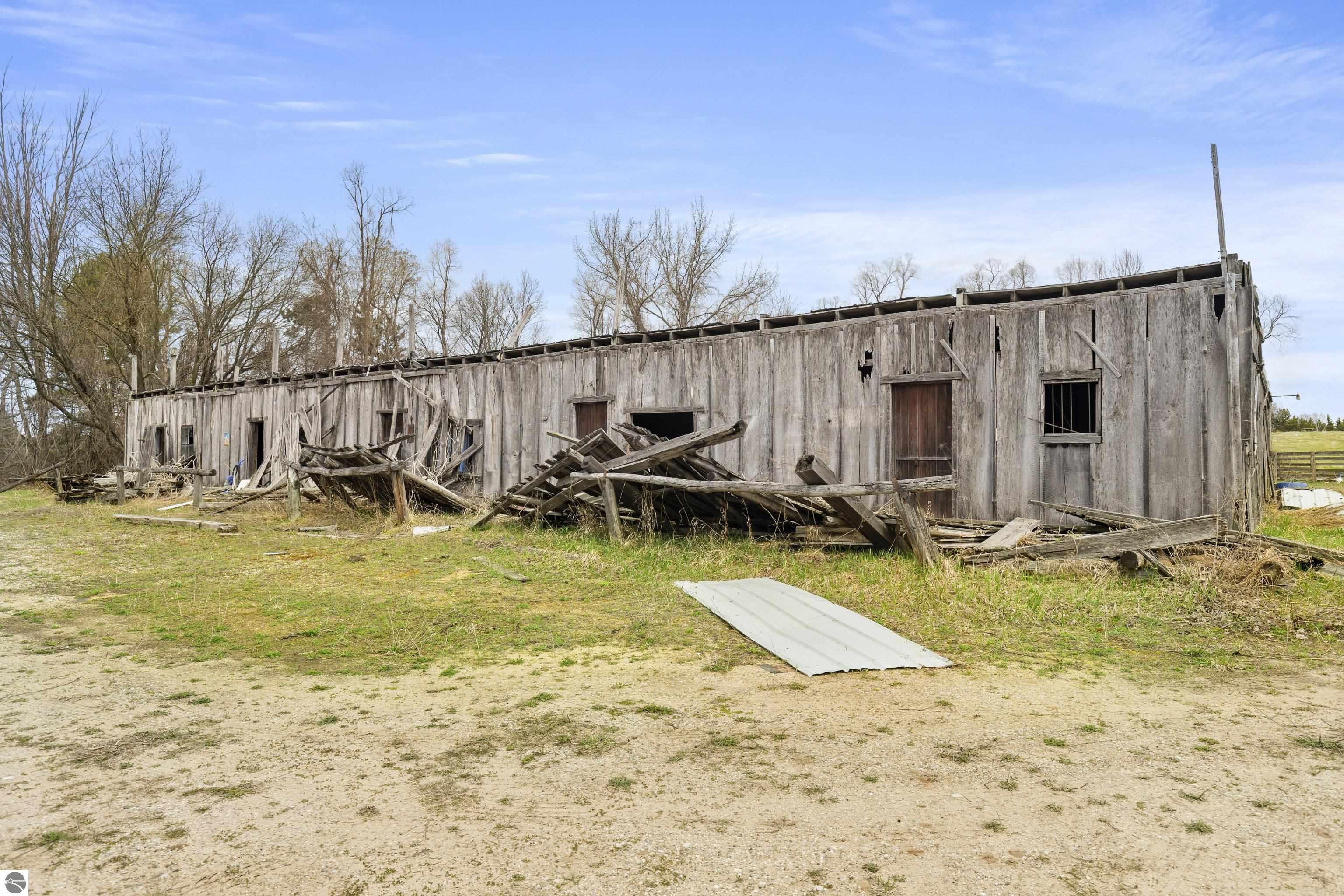 8799 13 Mile Road