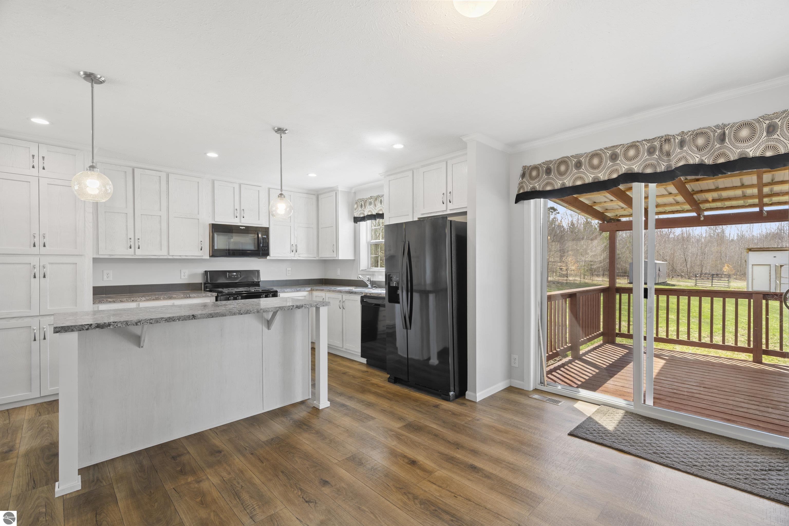 14141 Woods Trail