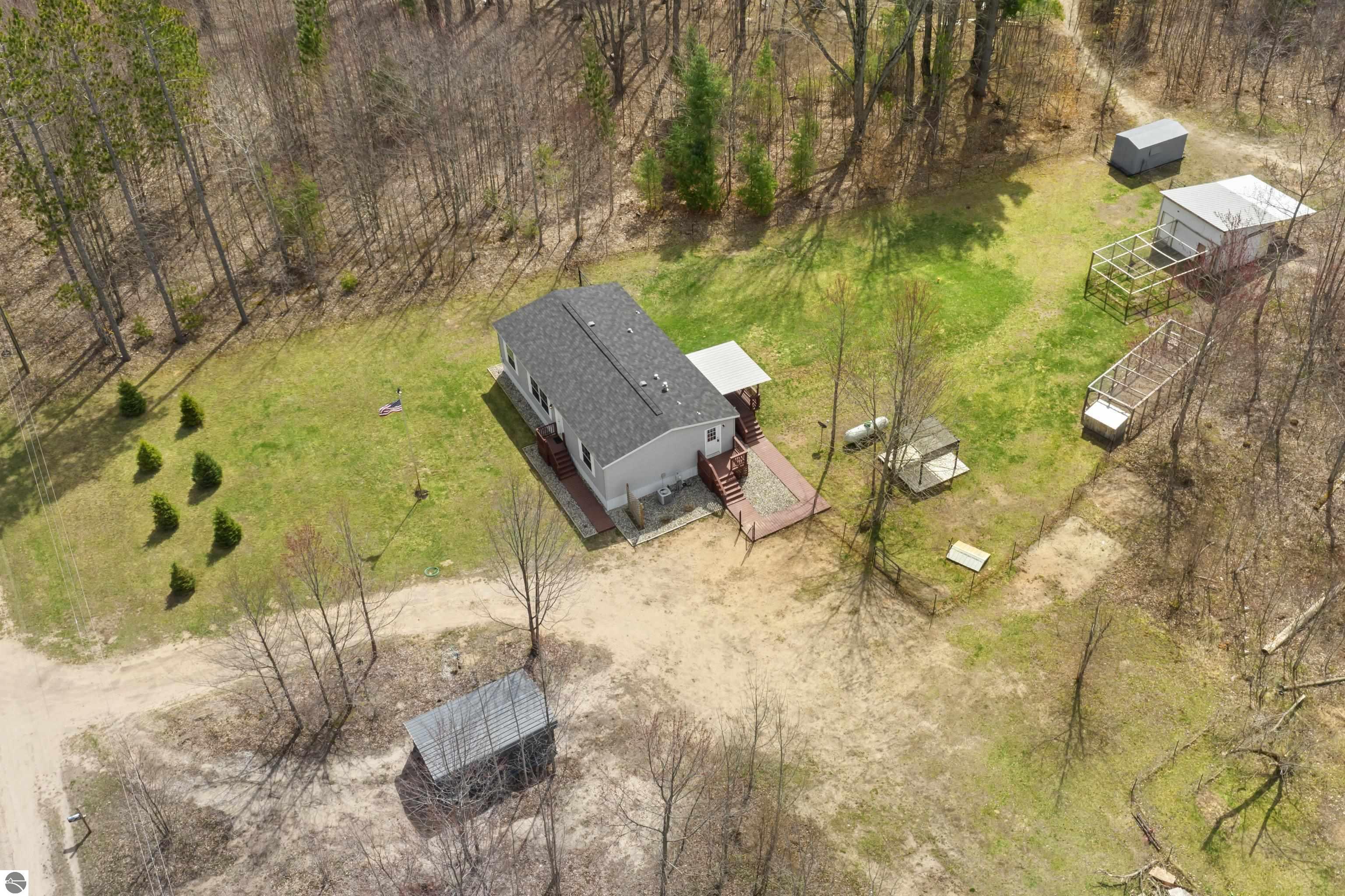 14141 Woods Trail
