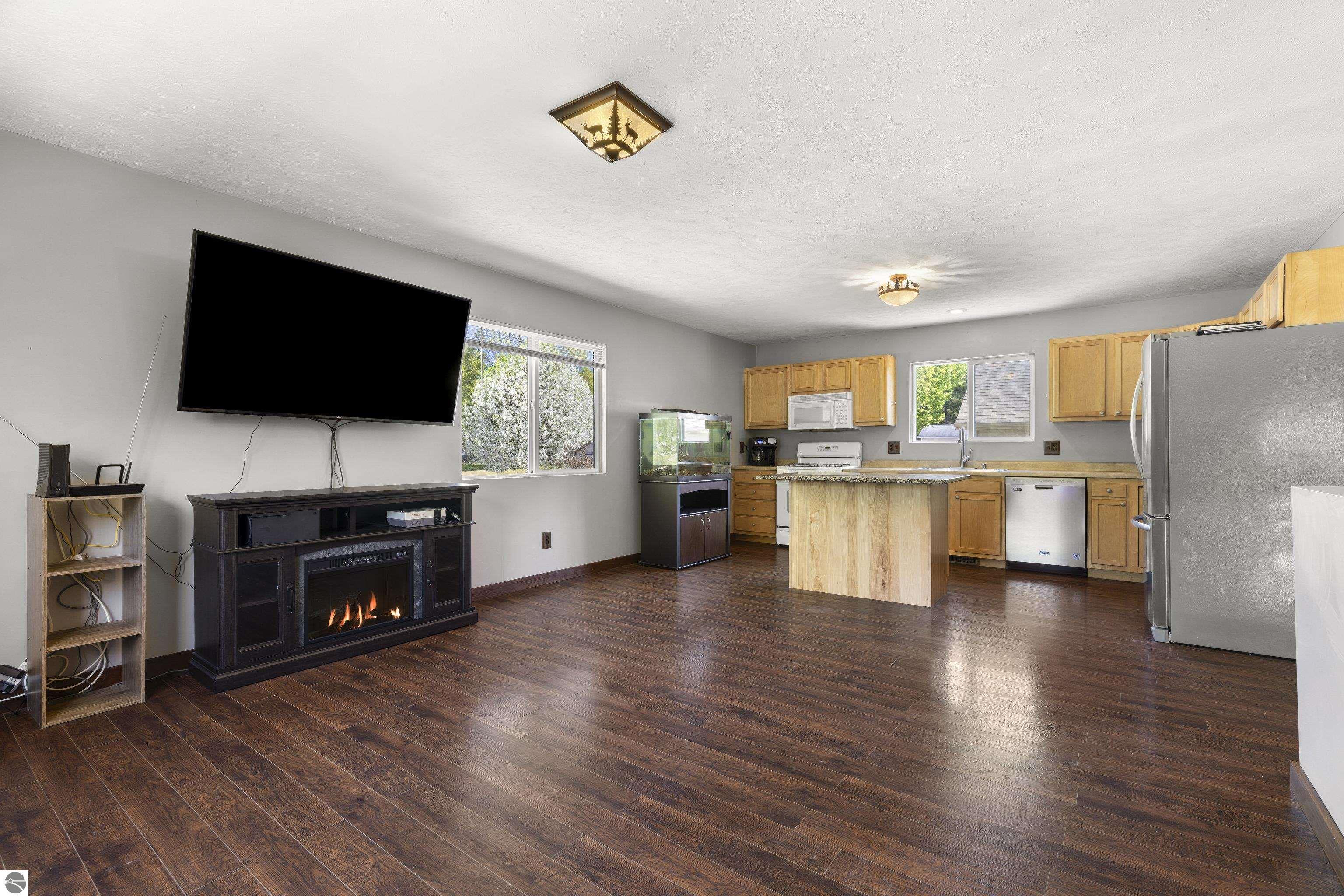 4267 Main Street