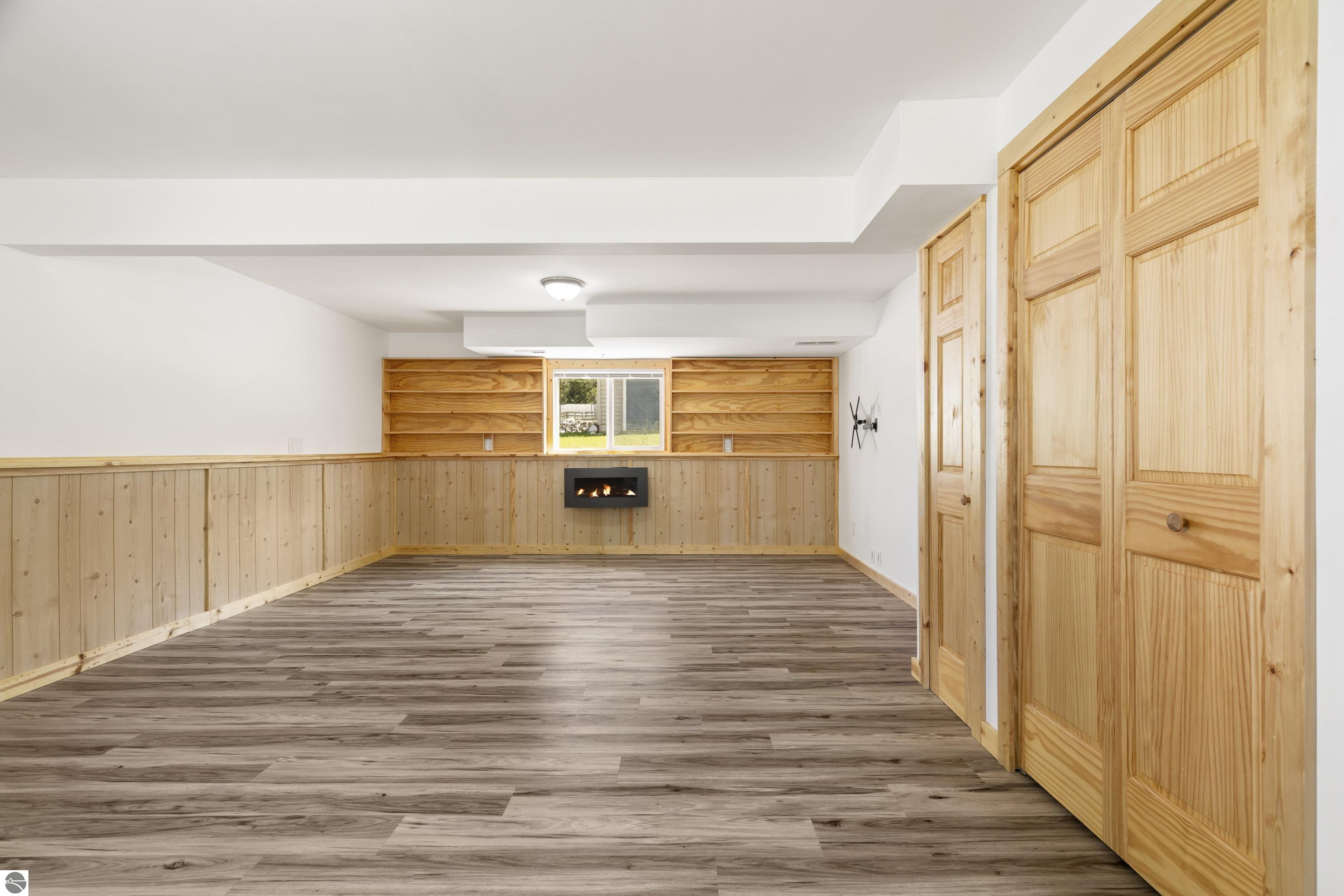 4267 Main Street