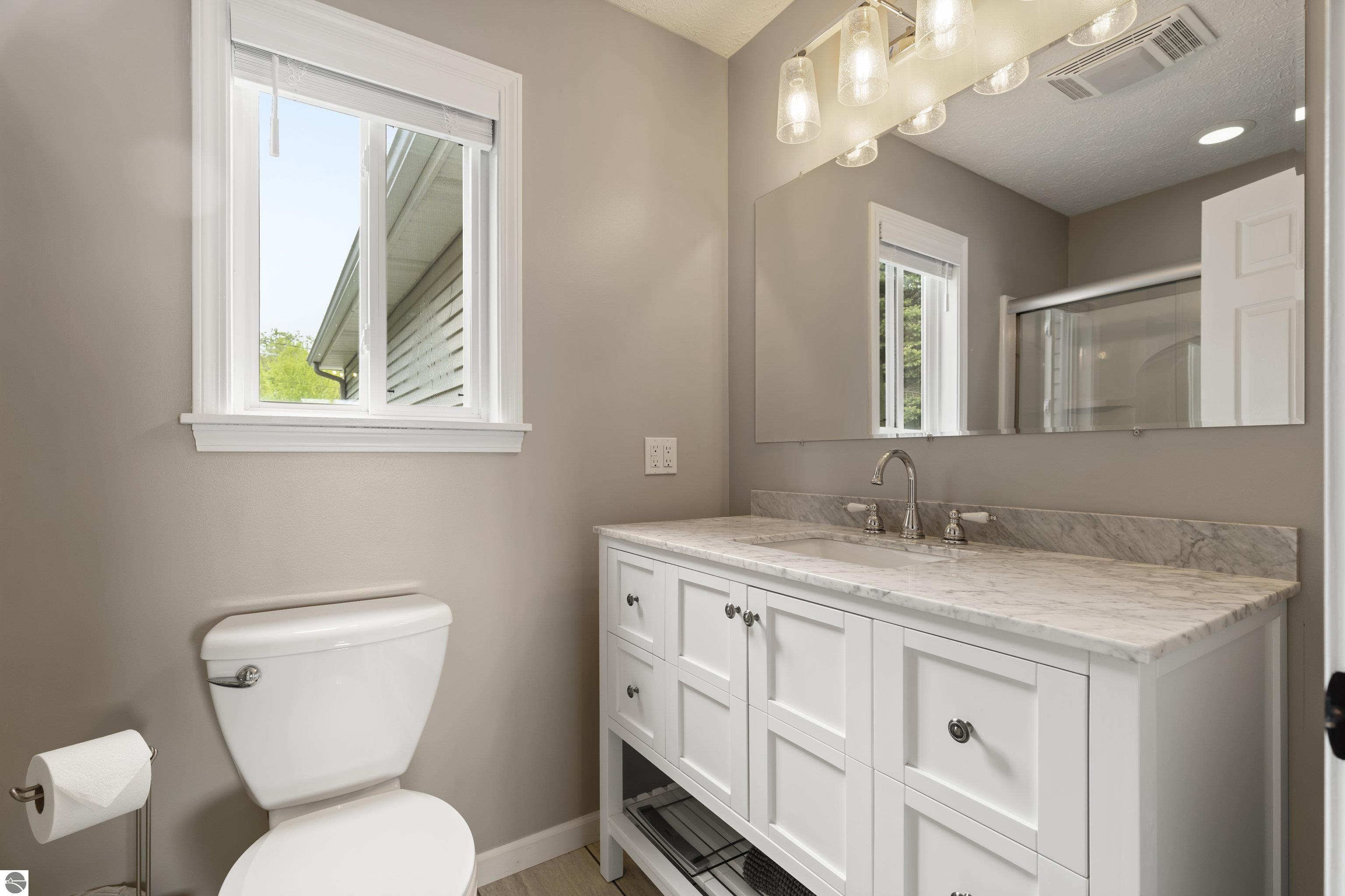 5384 Indian Trail