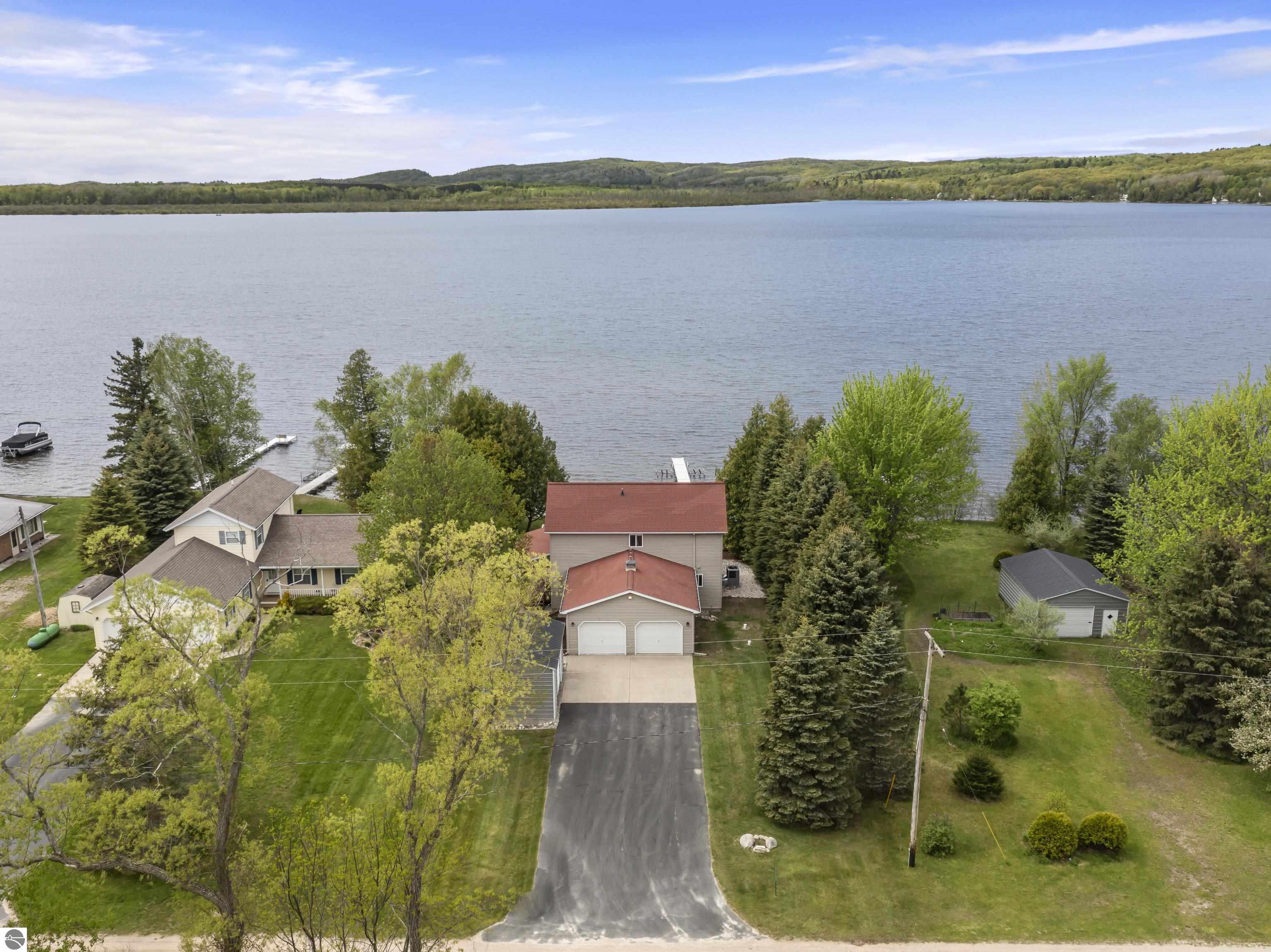 5384 Indian Trail