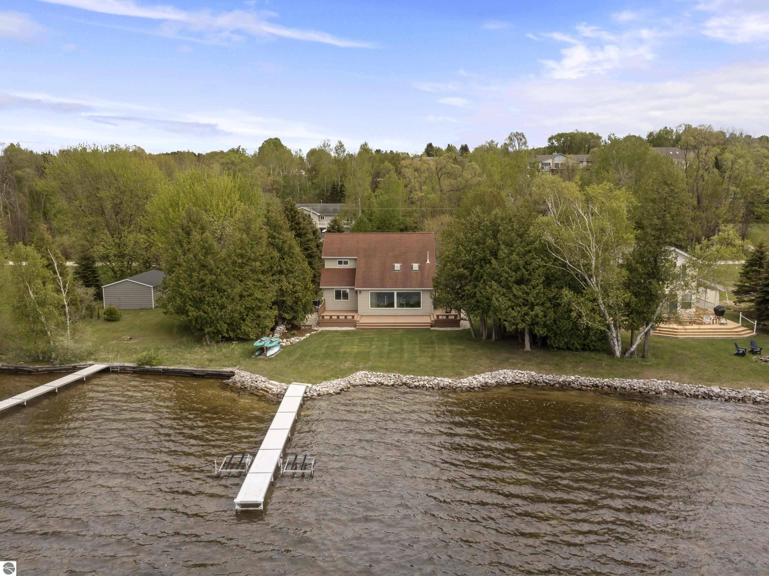 5384 Indian Trail
