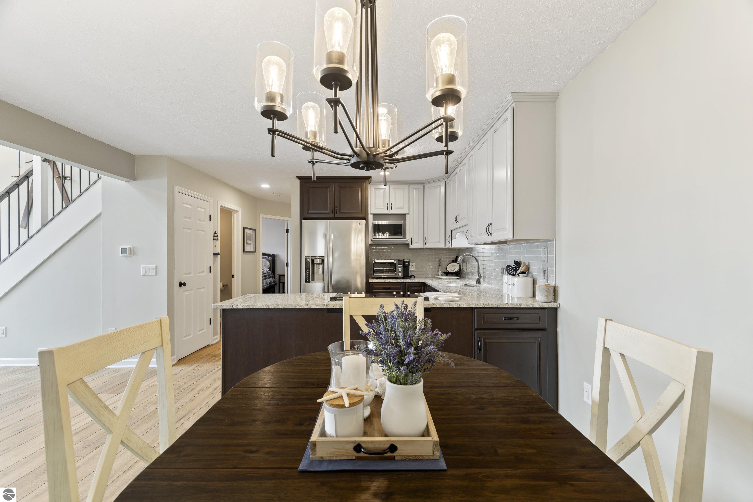 5384 Indian Trail