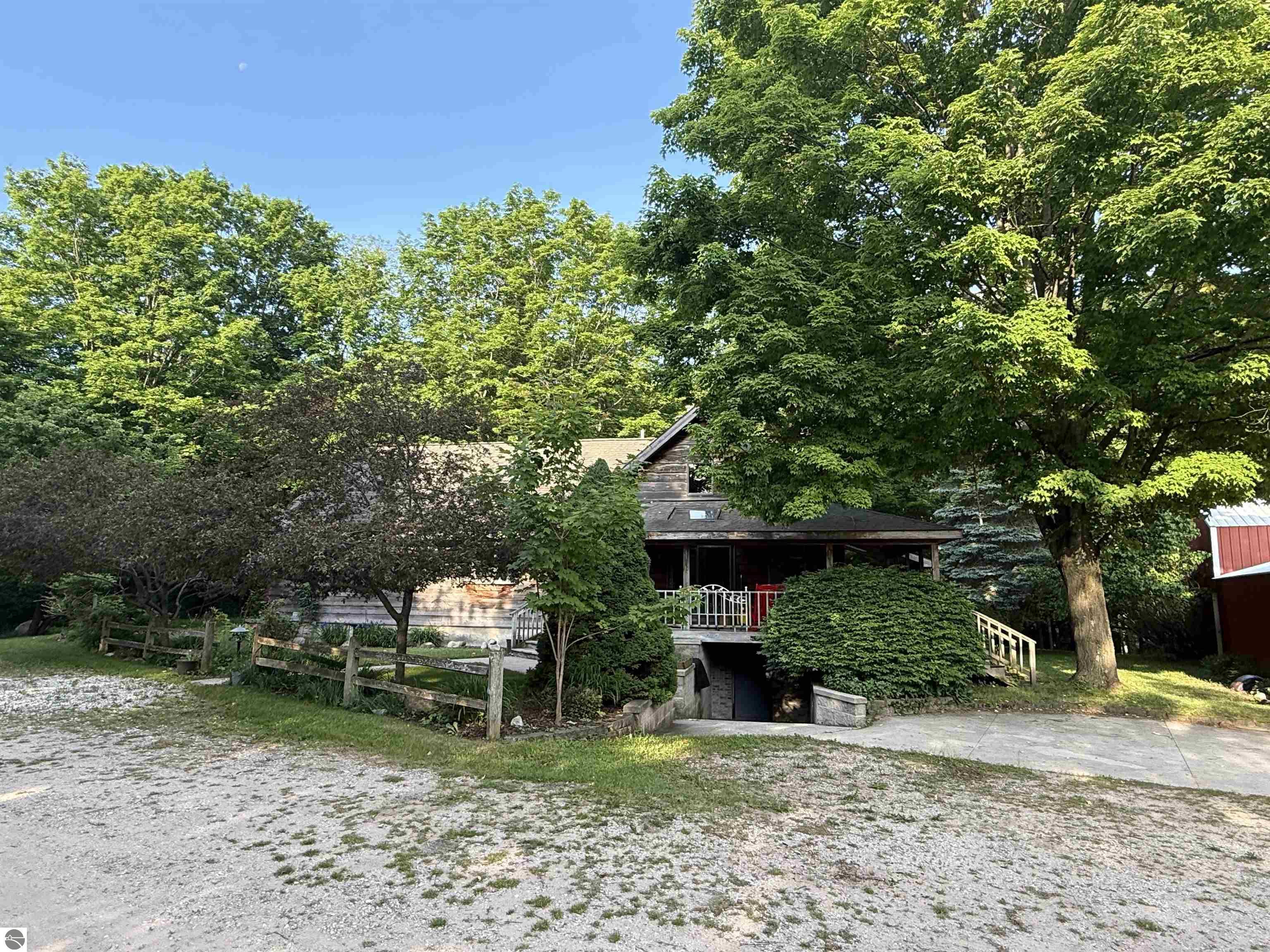 1370 Hidden Hollow Drive