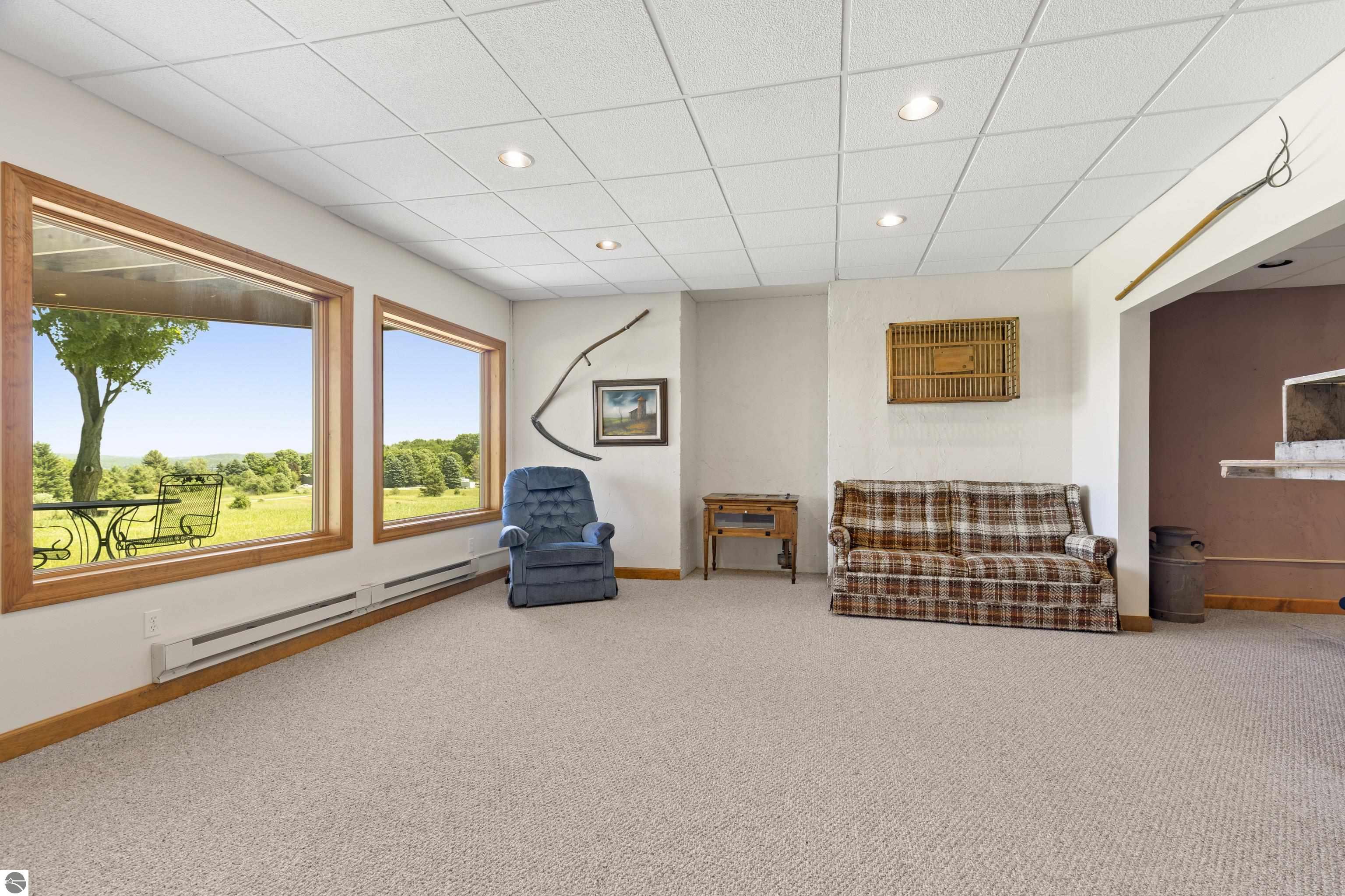 11713 Linderman Road