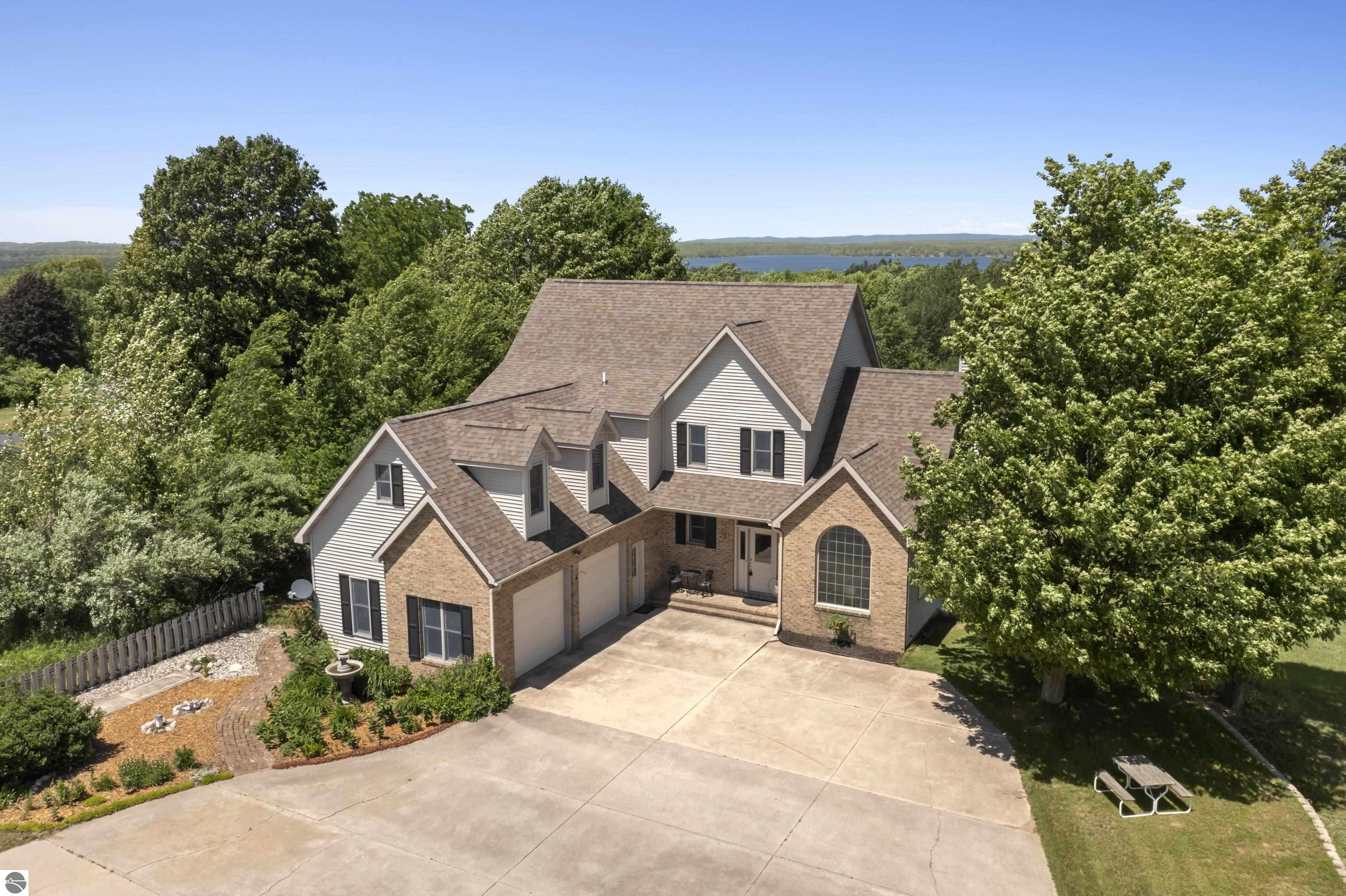 11713 Linderman Road