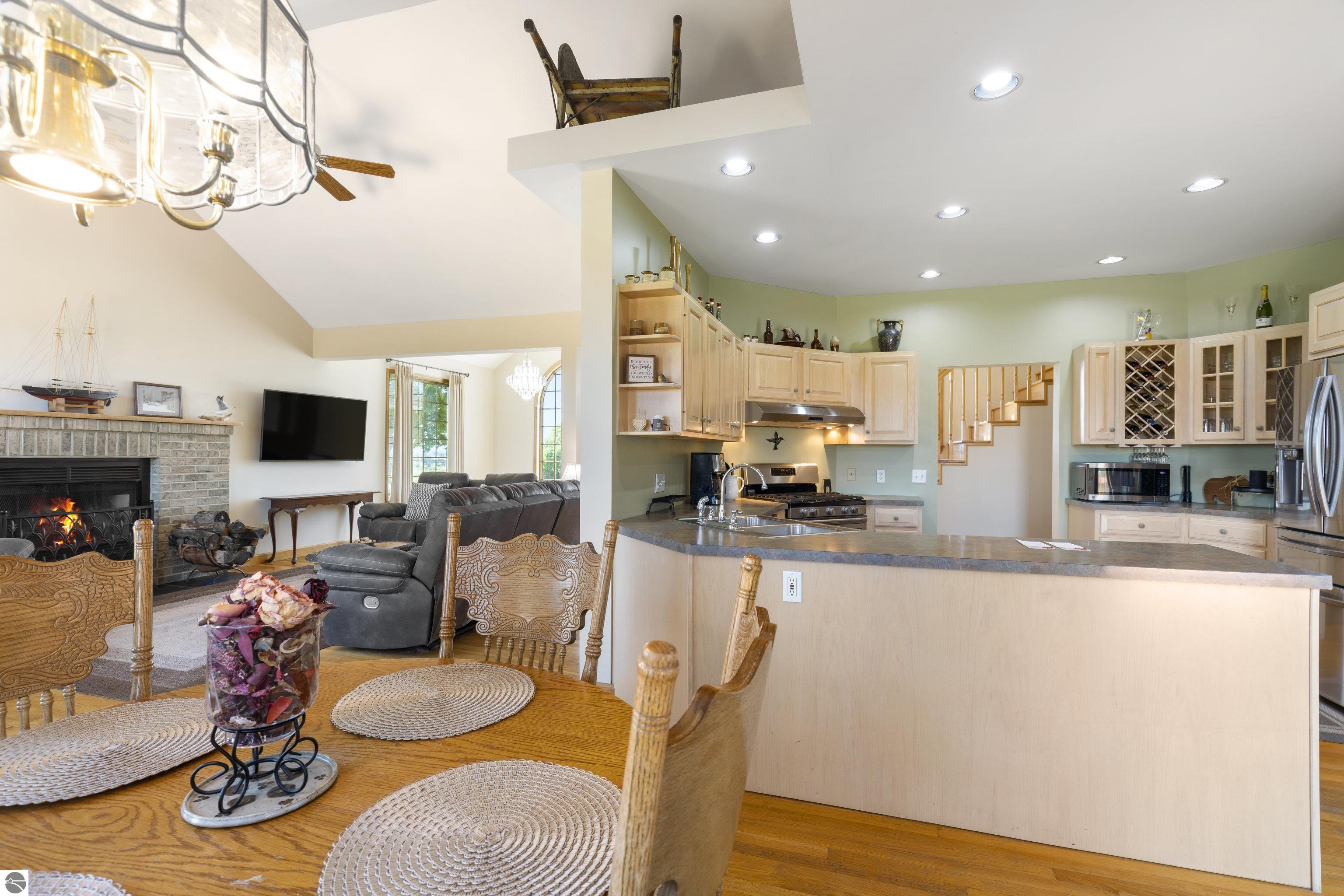 11713 Linderman Road