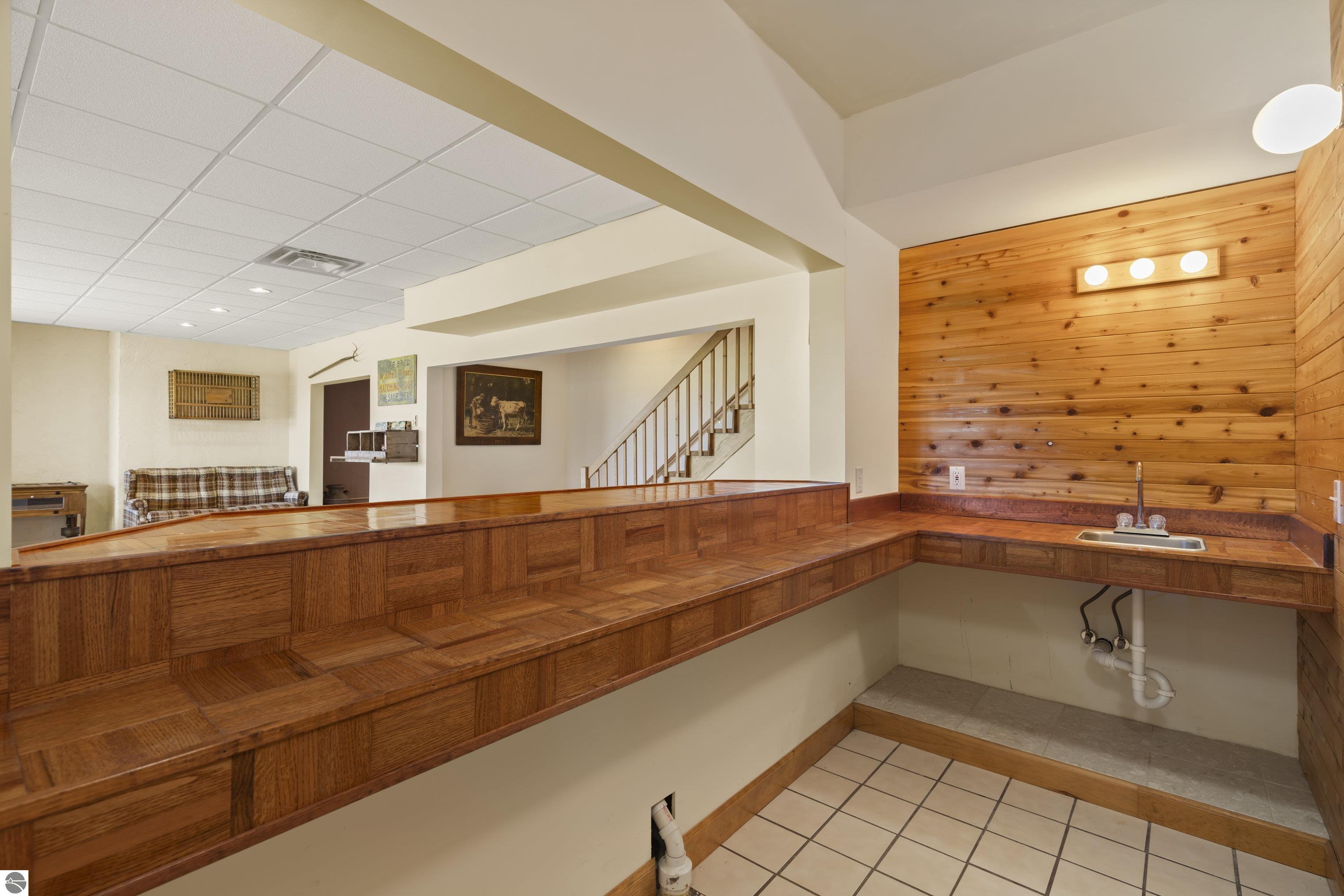11713 Linderman Road
