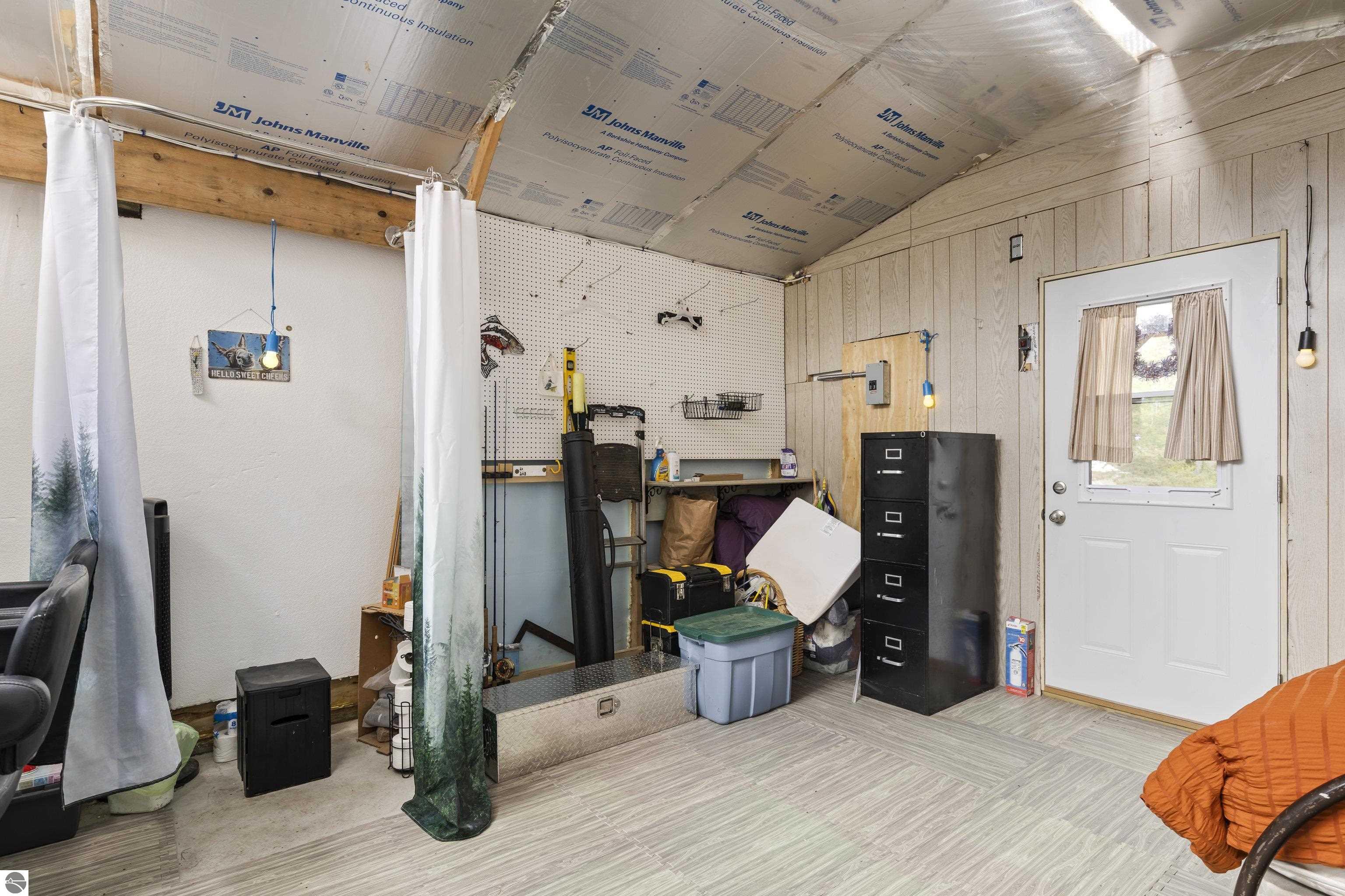 1154 Railroad Trail