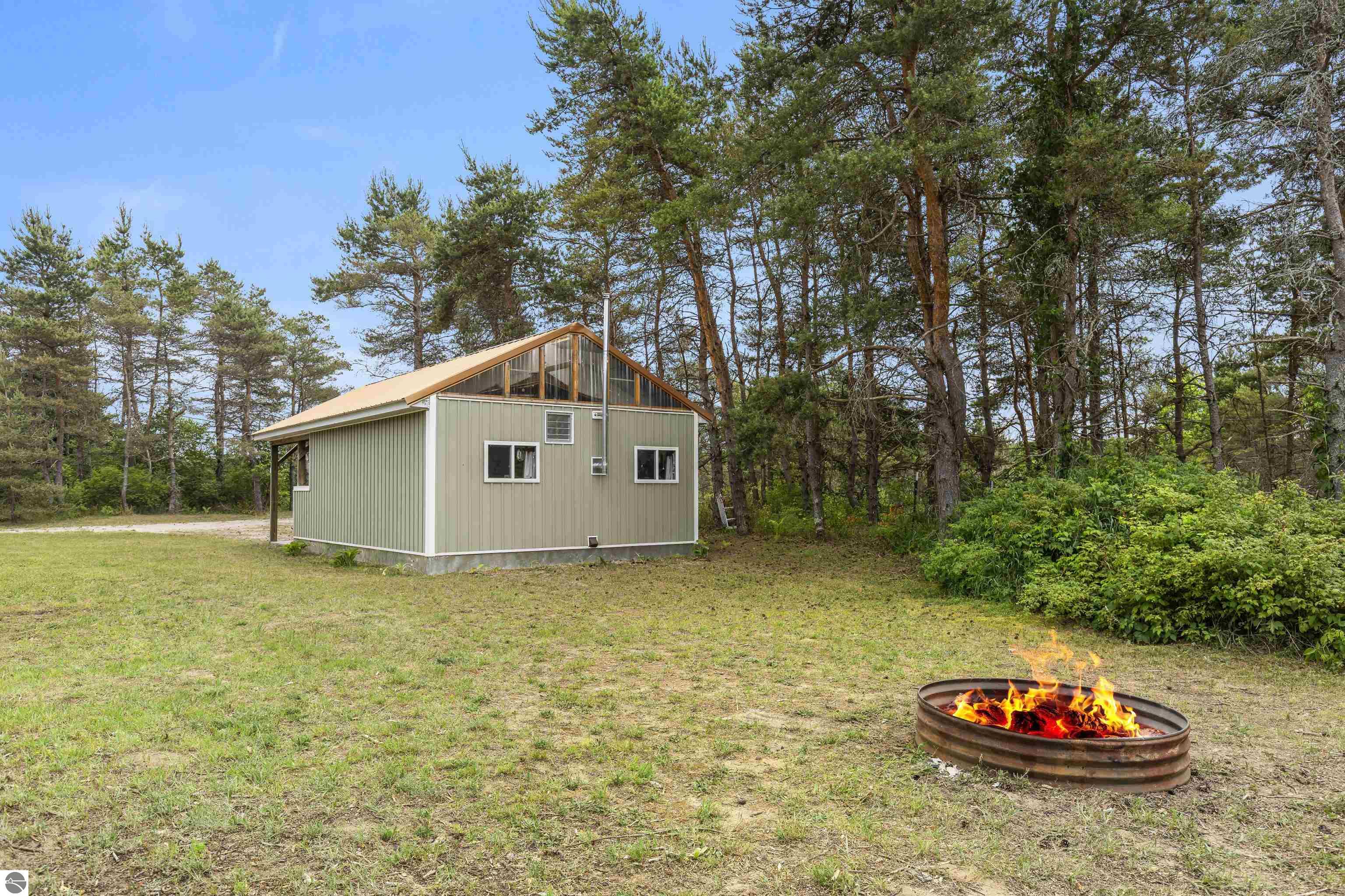 1154 Railroad Trail