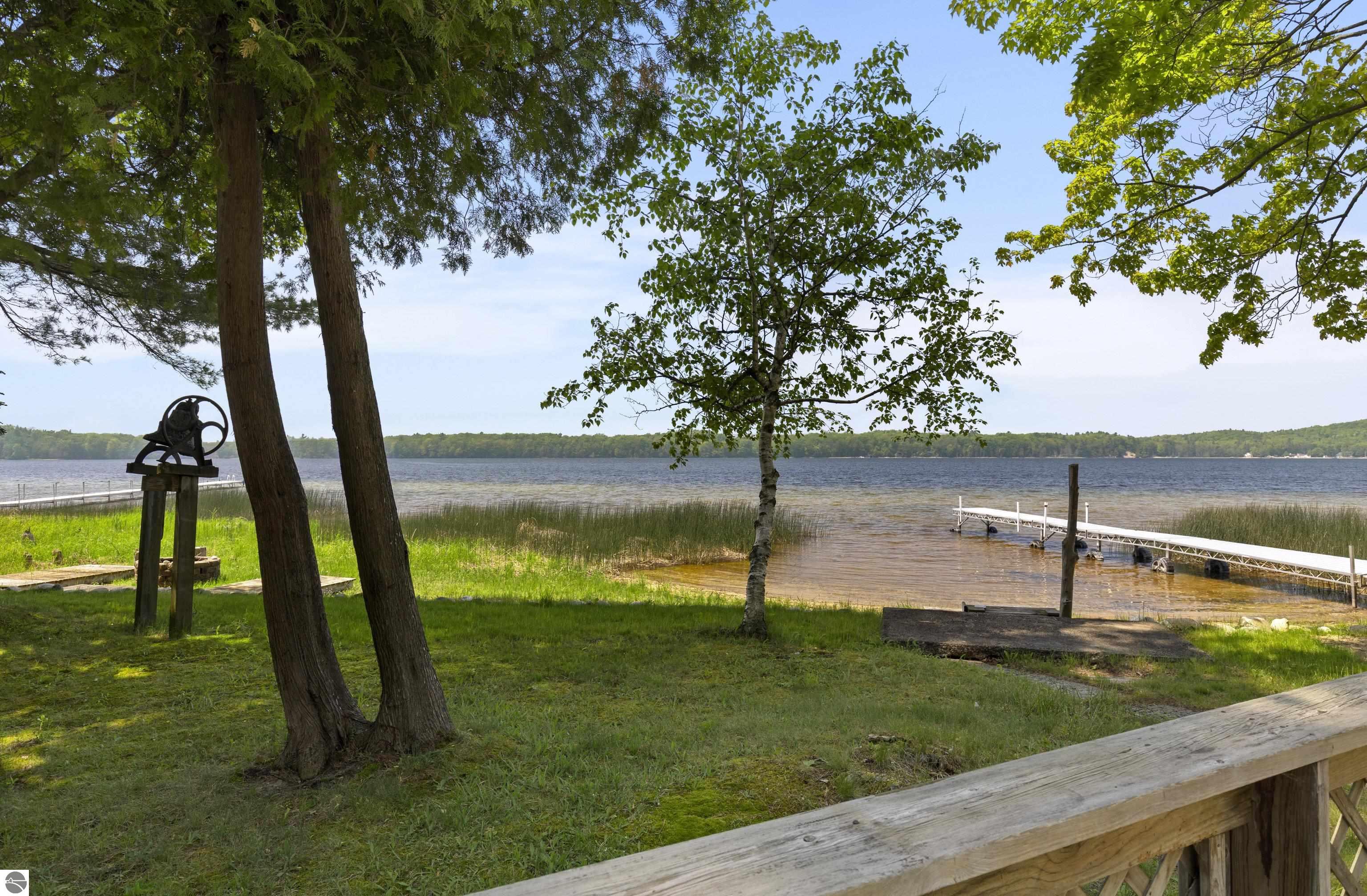 5002 Herring Grove